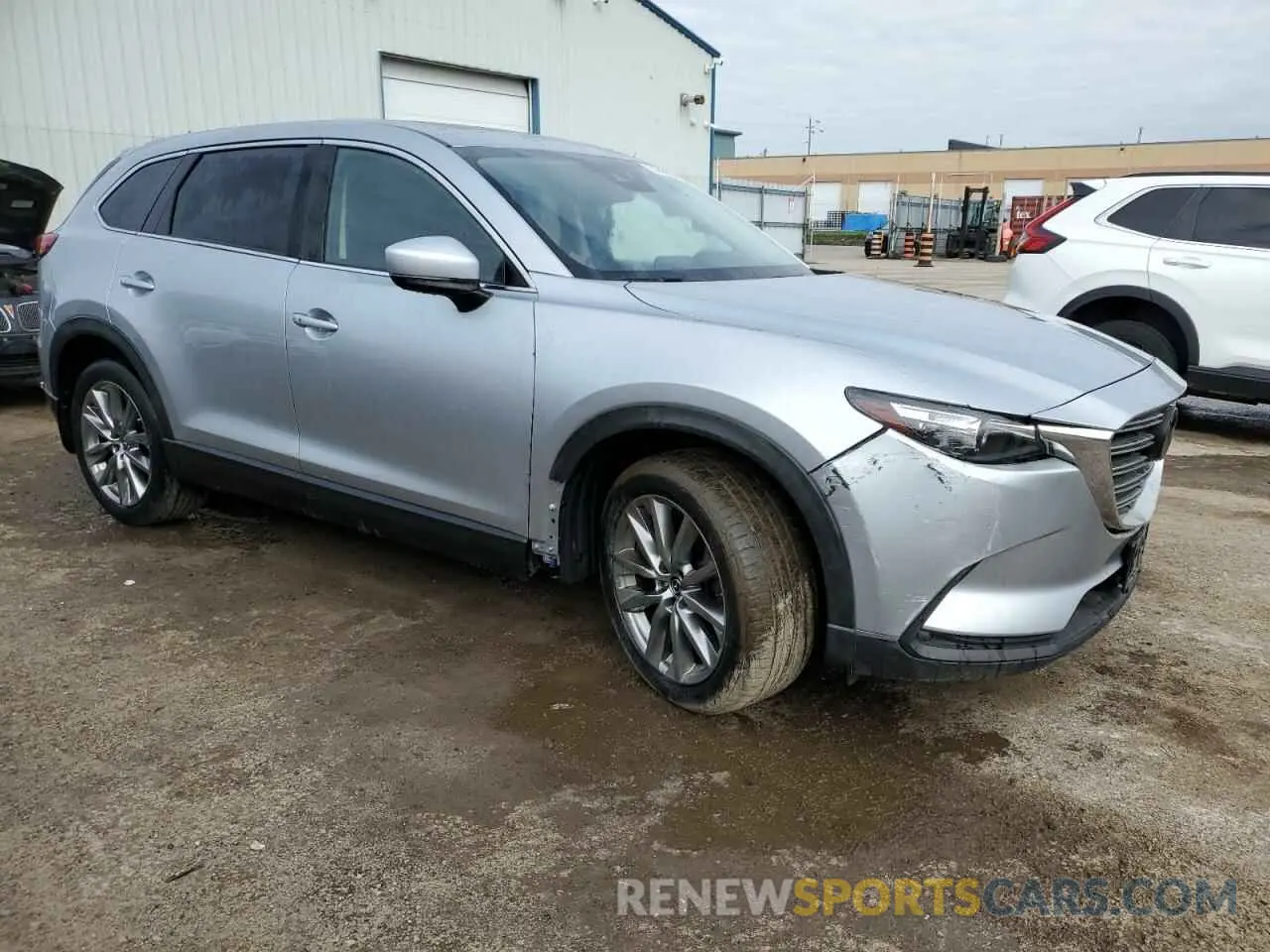 4 Photograph of a damaged car JM3TCBCY5K0324640 MAZDA CX-9 2019