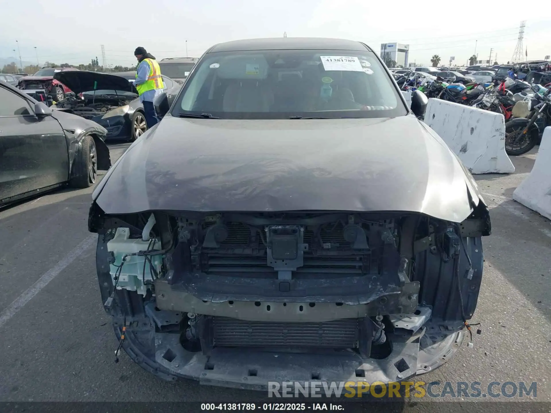 13 Photograph of a damaged car JM3TCBCY8K0307511 MAZDA CX-9 2019