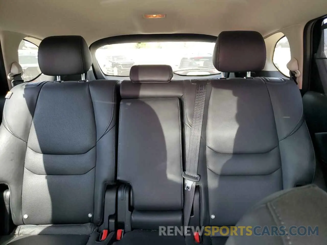 10 Photograph of a damaged car JM3TCBCY8K0326396 MAZDA CX-9 2019