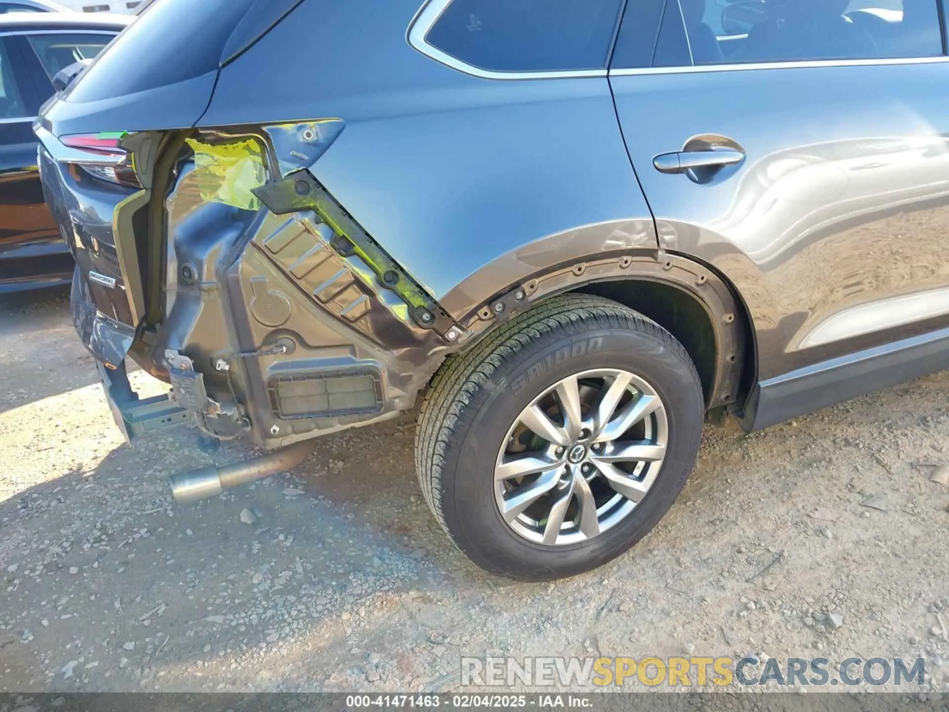 19 Photograph of a damaged car JM3TCBCYXK0310104 MAZDA CX-9 2019