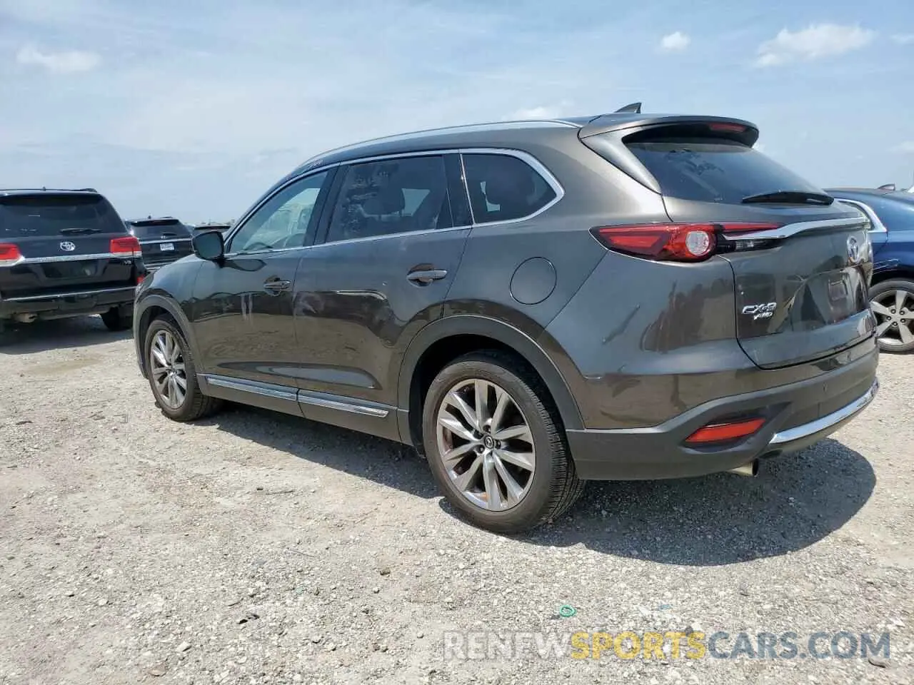 2 Photograph of a damaged car JM3TCBDY1K0305811 MAZDA CX-9 2019
