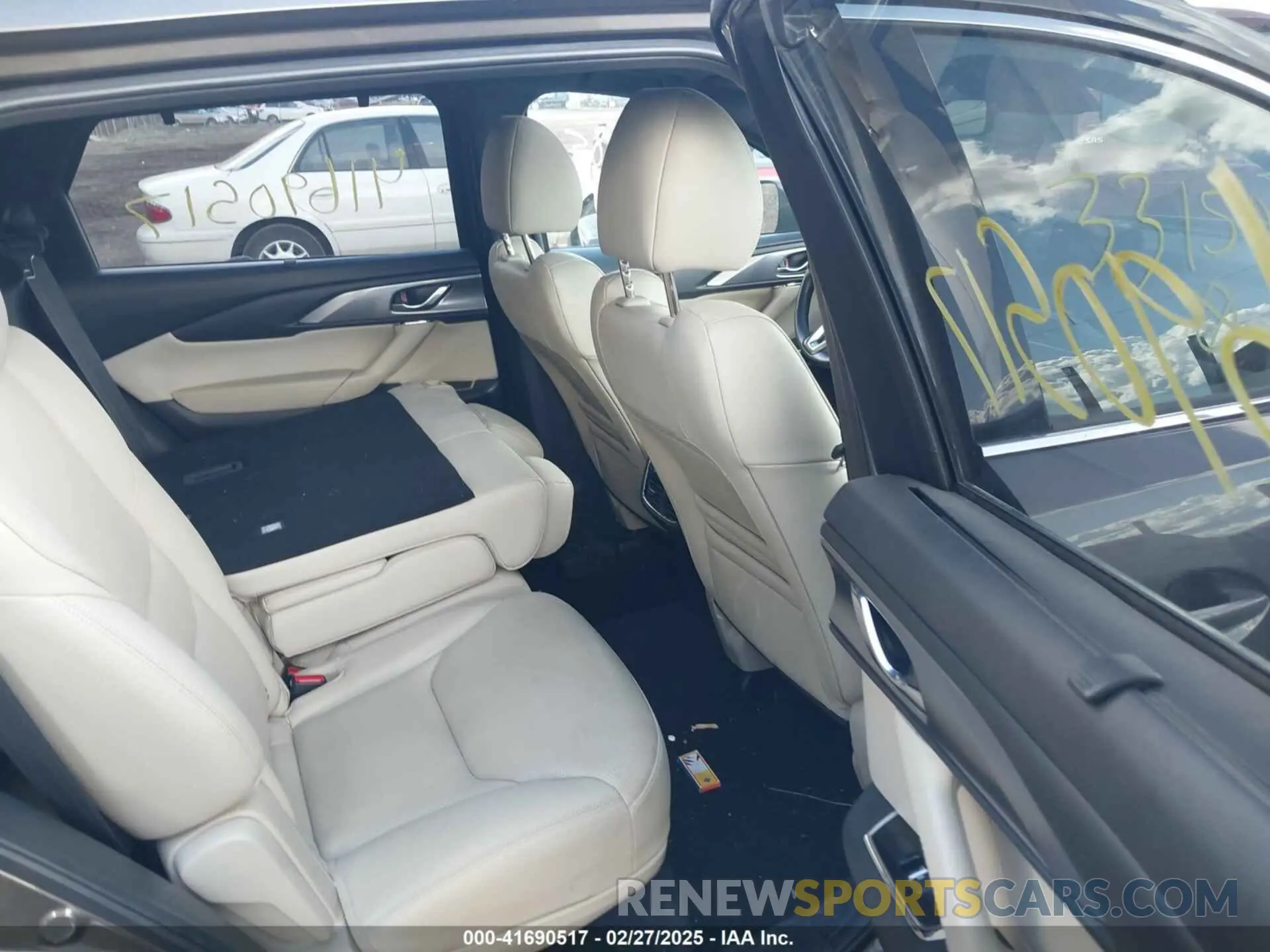 8 Photograph of a damaged car JM3TCBDY3K0331505 MAZDA CX-9 2019