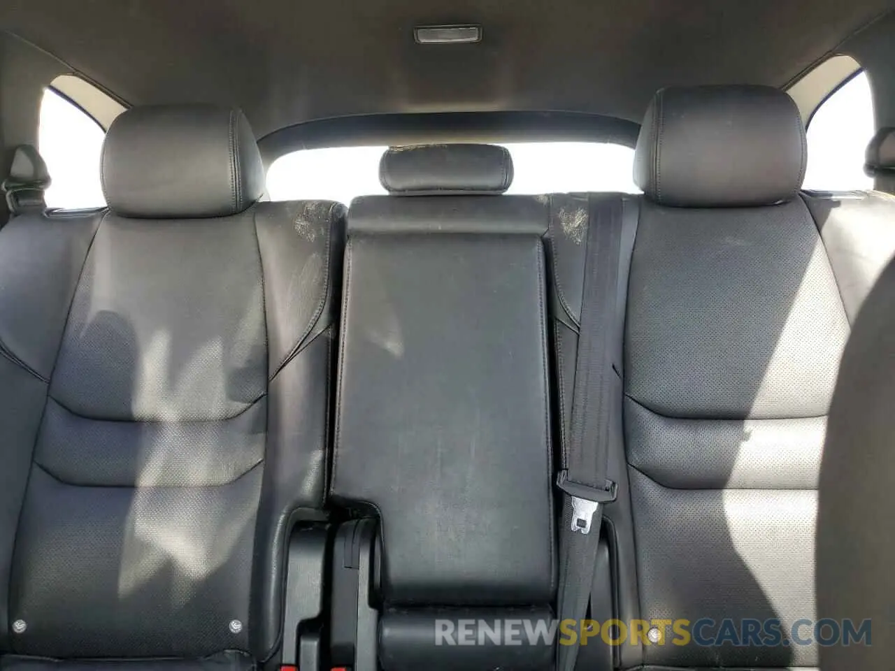 10 Photograph of a damaged car JM3TCBDY5K0303494 MAZDA CX-9 2019