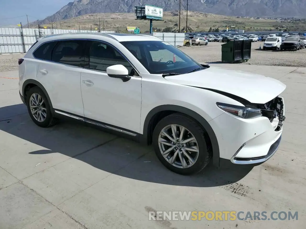 4 Photograph of a damaged car JM3TCBDY5K0303494 MAZDA CX-9 2019