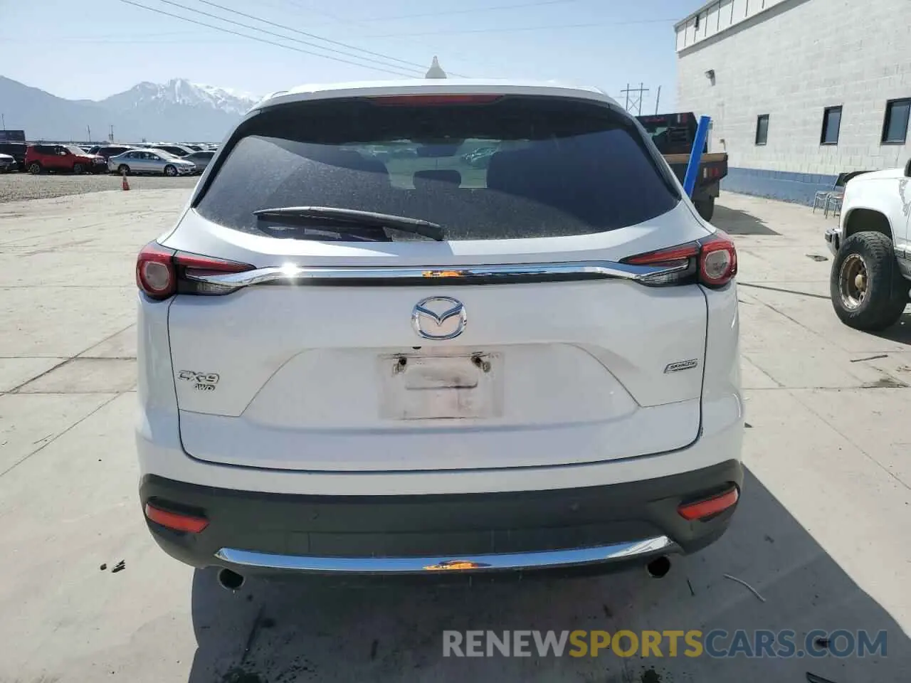 6 Photograph of a damaged car JM3TCBDY5K0303494 MAZDA CX-9 2019