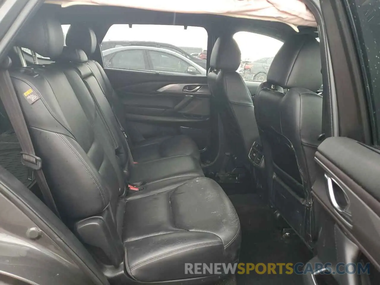 11 Photograph of a damaged car JM3TCBDY7K0318157 MAZDA CX-9 2019