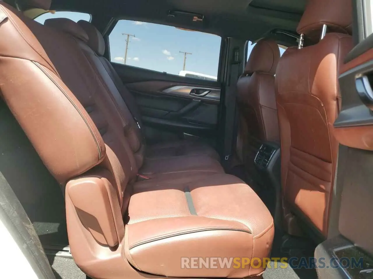 12 Photograph of a damaged car JM3TCBEY0K0324381 MAZDA CX-9 2019