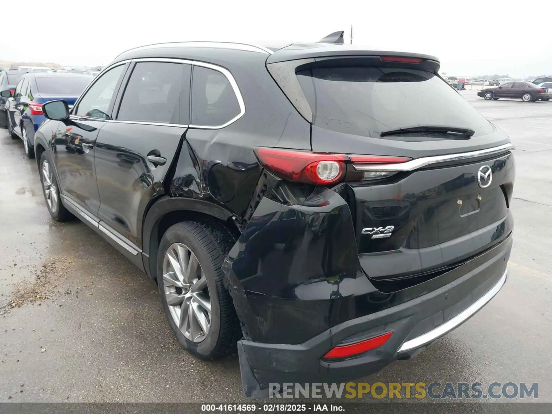 17 Photograph of a damaged car JM3TCBEY7K0325253 MAZDA CX-9 2019