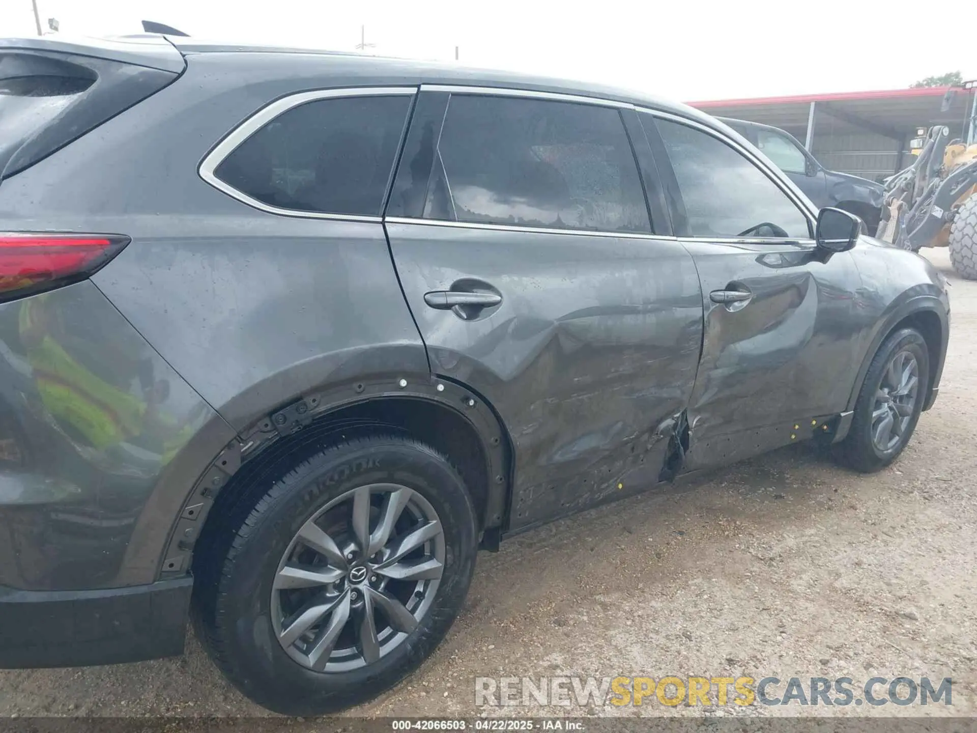 6 Photograph of a damaged car JM3TCACYXL0400316 MAZDA CX-9 2020