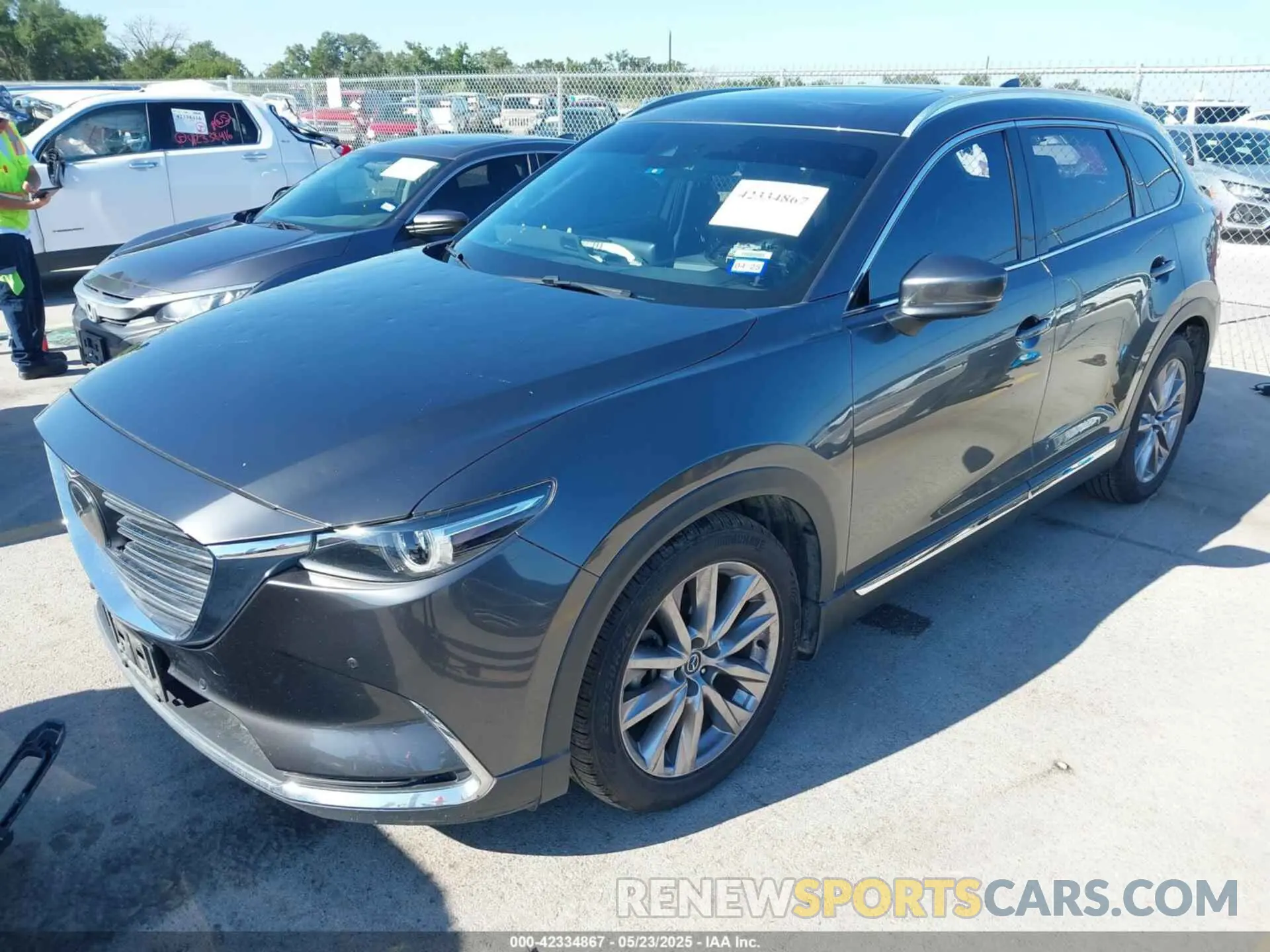 2 Photograph of a damaged car JM3TCADY1L0417651 MAZDA CX-9 2020