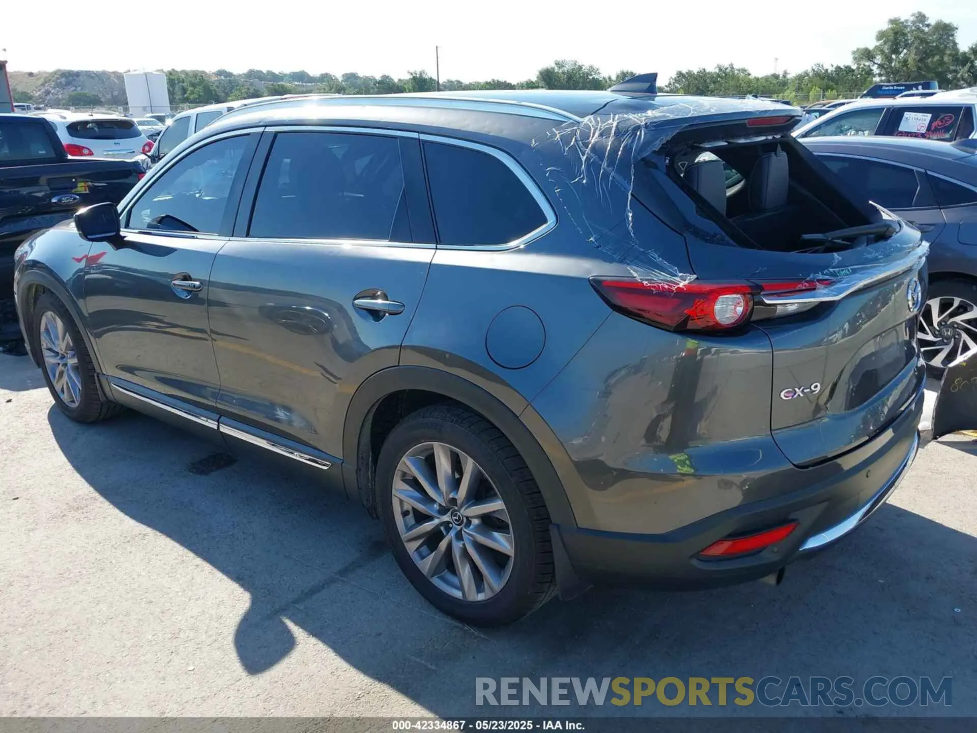 3 Photograph of a damaged car JM3TCADY1L0417651 MAZDA CX-9 2020