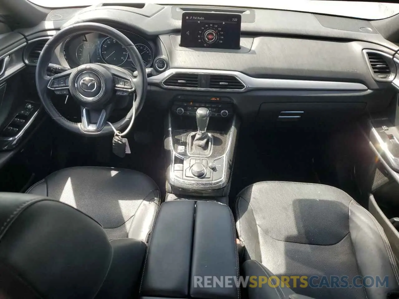 8 Photograph of a damaged car JM3TCADY6L0416429 MAZDA CX-9 2020