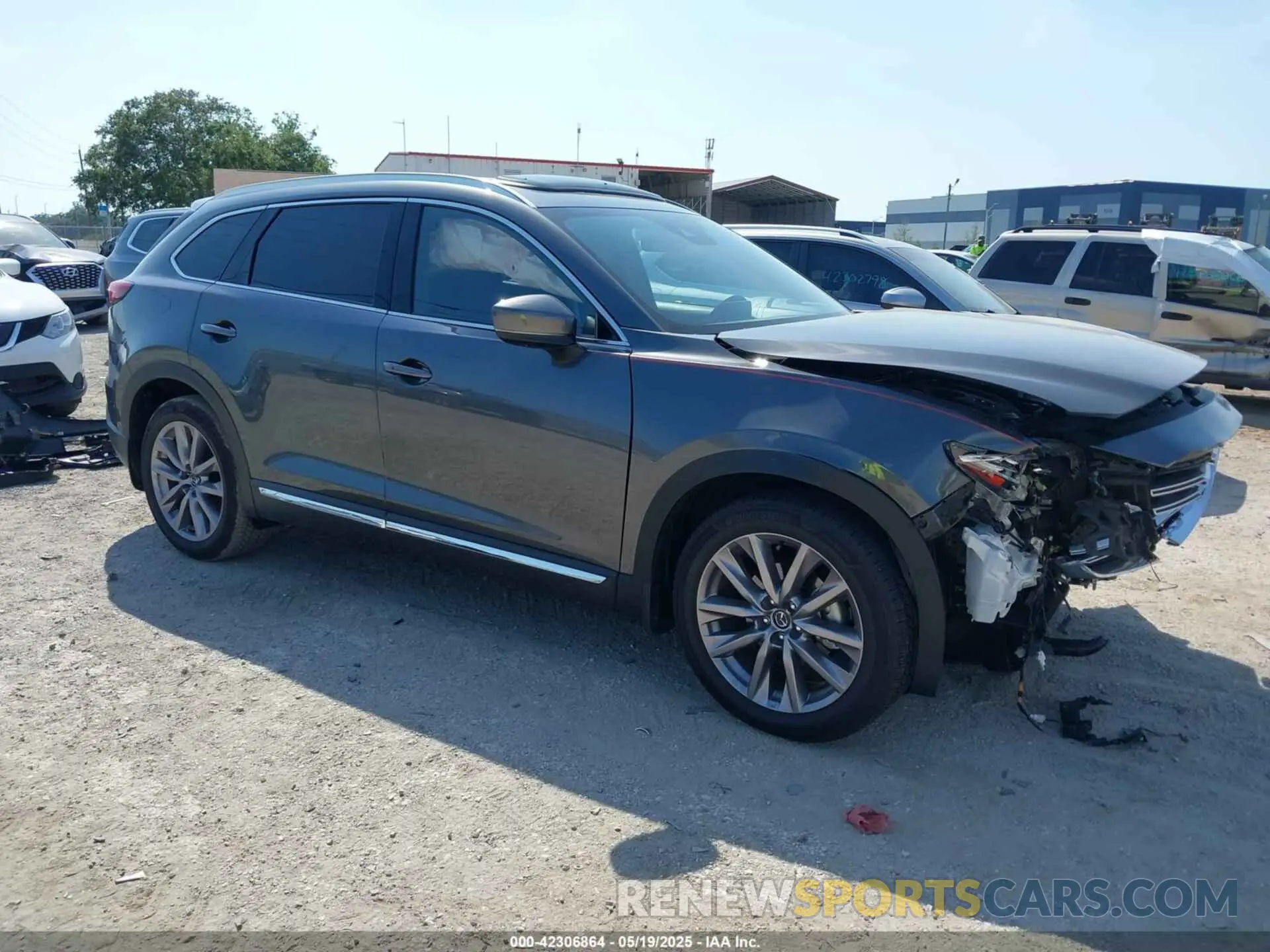 1 Photograph of a damaged car JM3TCADY8L0417775 MAZDA CX-9 2020