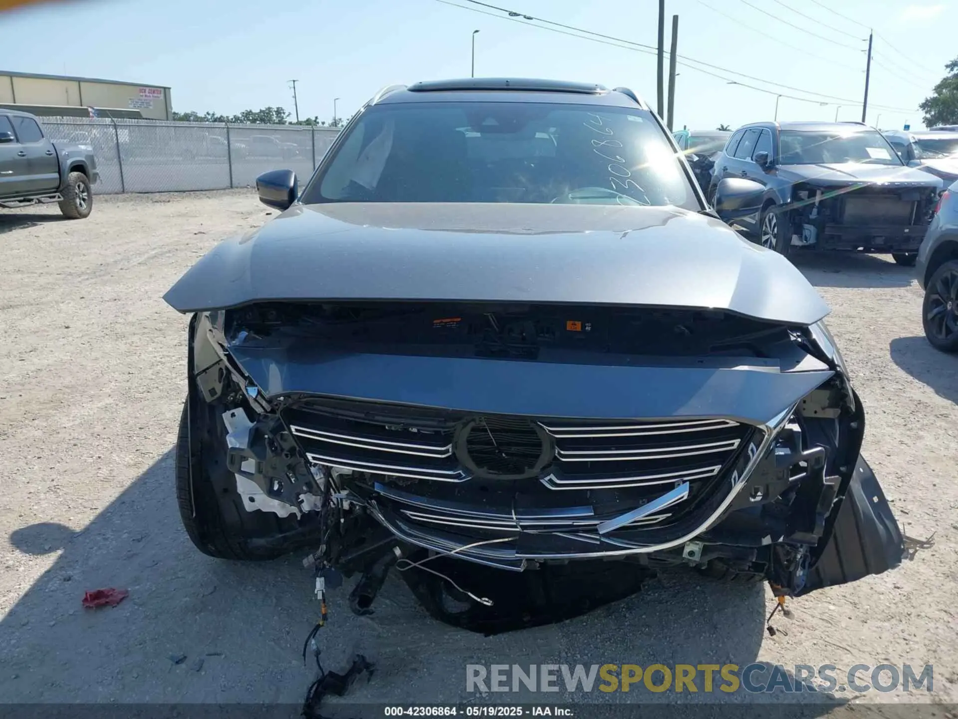 13 Photograph of a damaged car JM3TCADY8L0417775 MAZDA CX-9 2020
