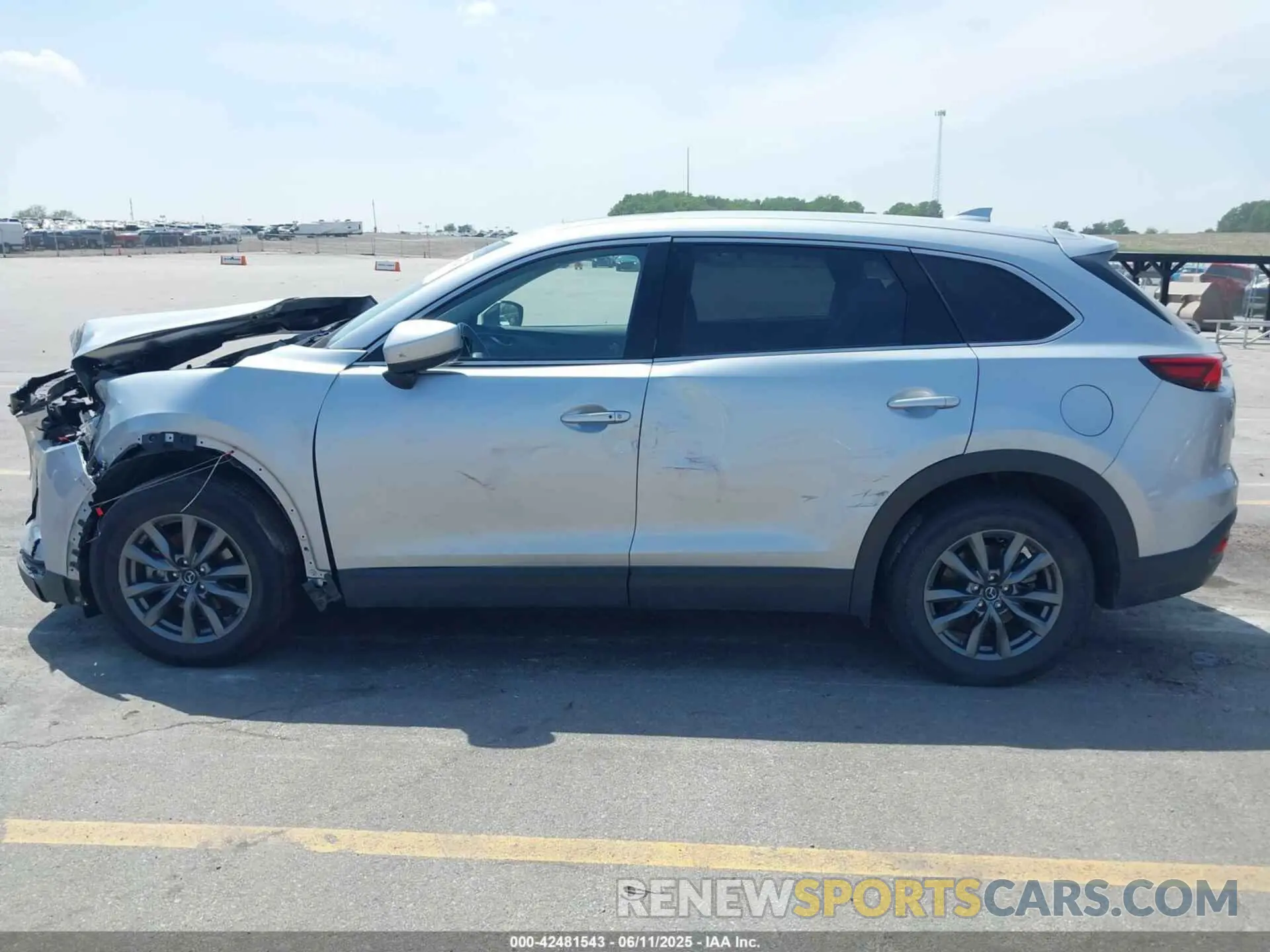 14 Photograph of a damaged car JM3TCBCY2L0415513 MAZDA CX-9 2020