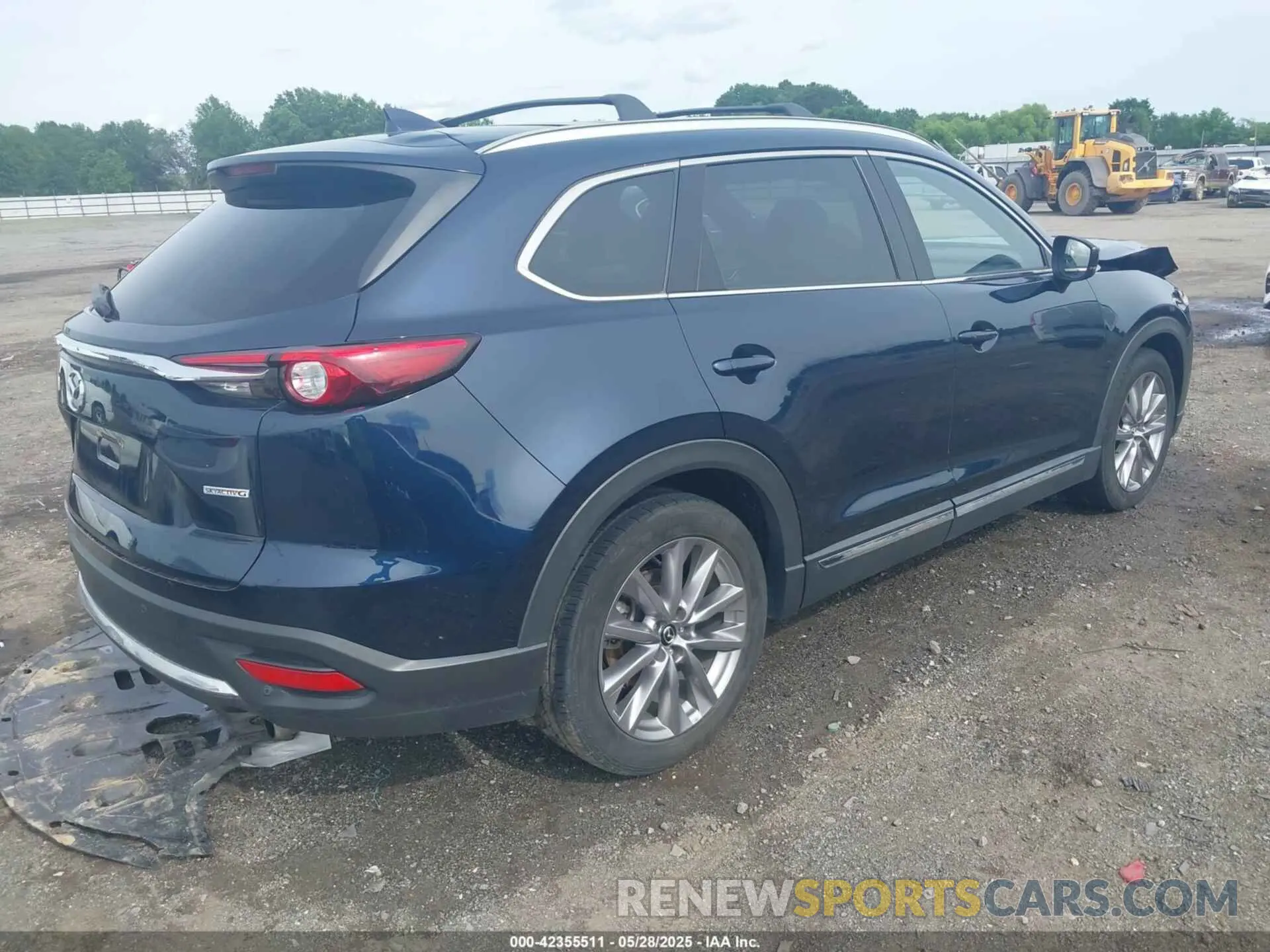 4 Photograph of a damaged car JM3TCBDY1L0402718 MAZDA CX-9 2020
