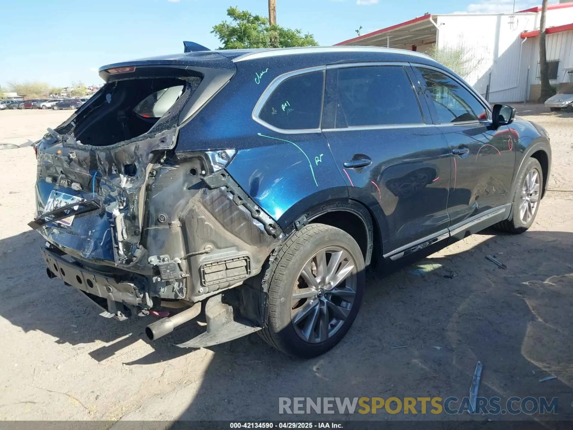 4 Photograph of a damaged car JM3TCBDY8L0423632 MAZDA CX-9 2020