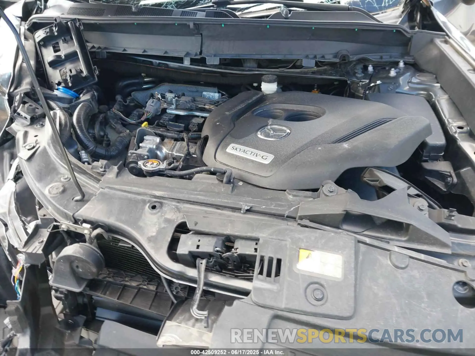 10 Photograph of a damaged car JM3TCBEY4L0401674 MAZDA CX-9 2020