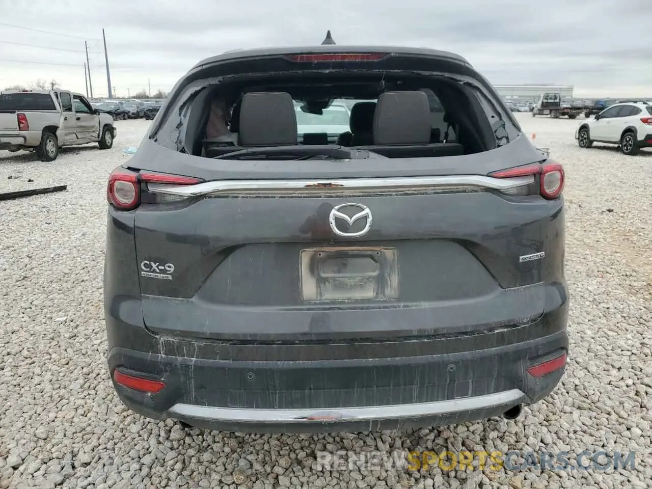 6 Photograph of a damaged car JM3TCBEY8L0418705 MAZDA CX-9 2020