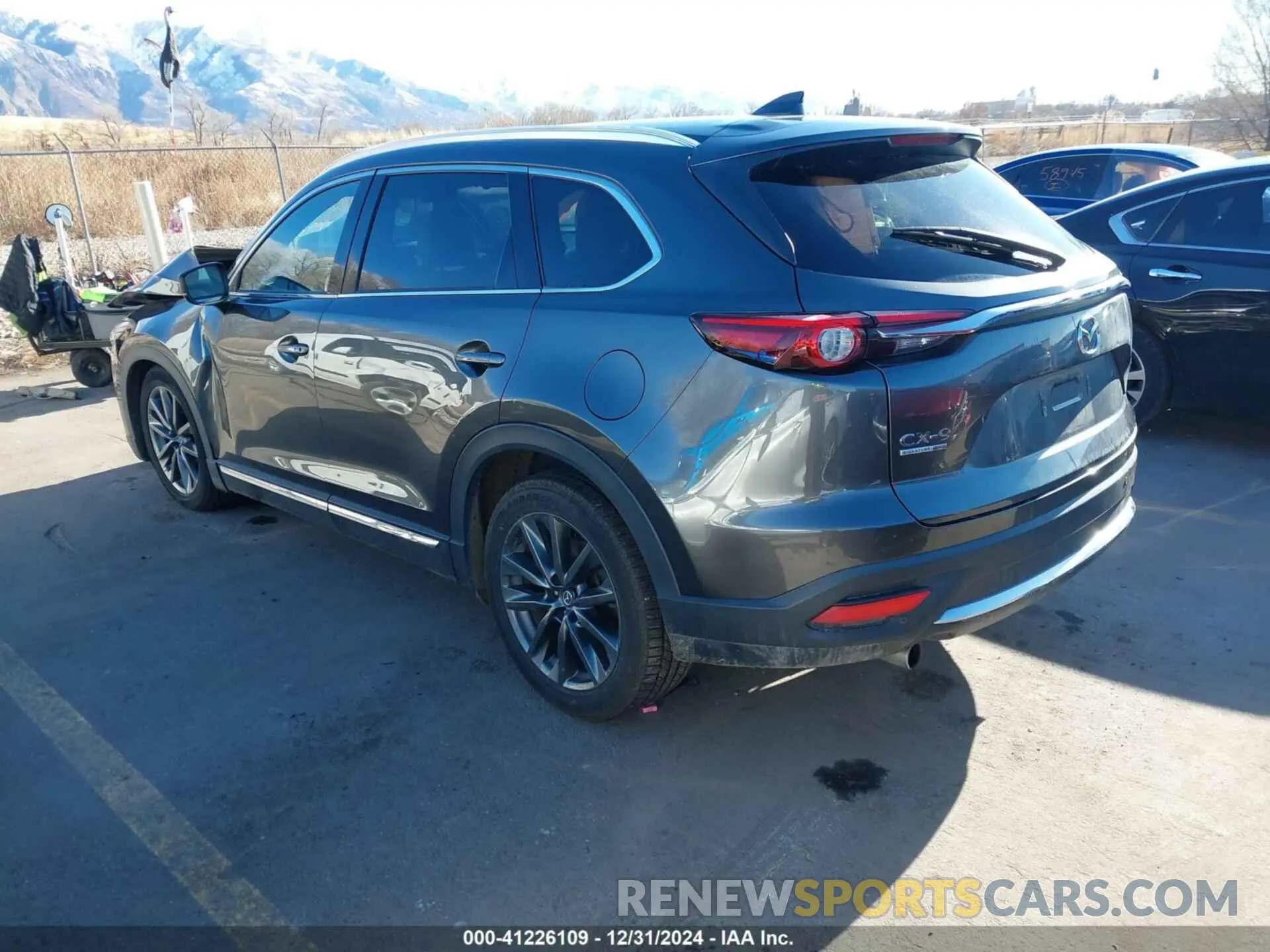 3 Photograph of a damaged car JM3TCBEYXL0410265 MAZDA CX-9 2020