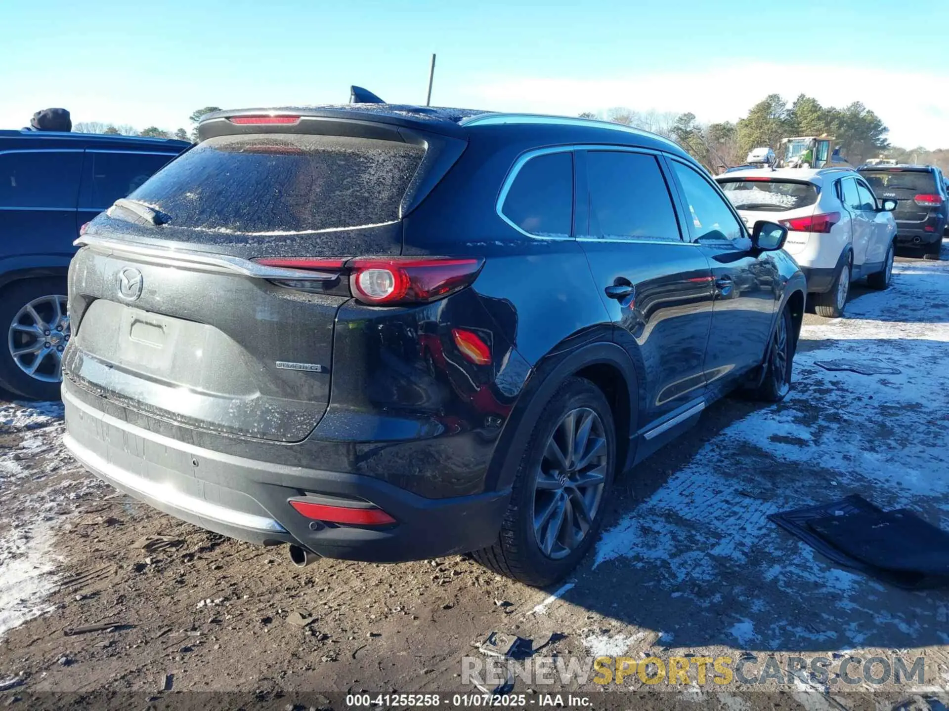 4 Photograph of a damaged car JM3TCBEYXL0424537 MAZDA CX-9 2020