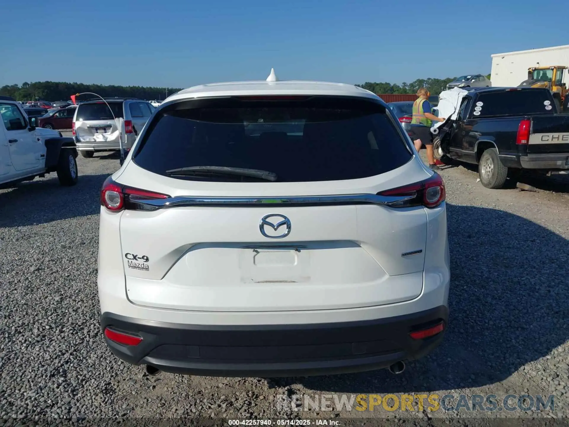 16 Photograph of a damaged car JM3TCABY1M0501408 MAZDA CX-9 2021