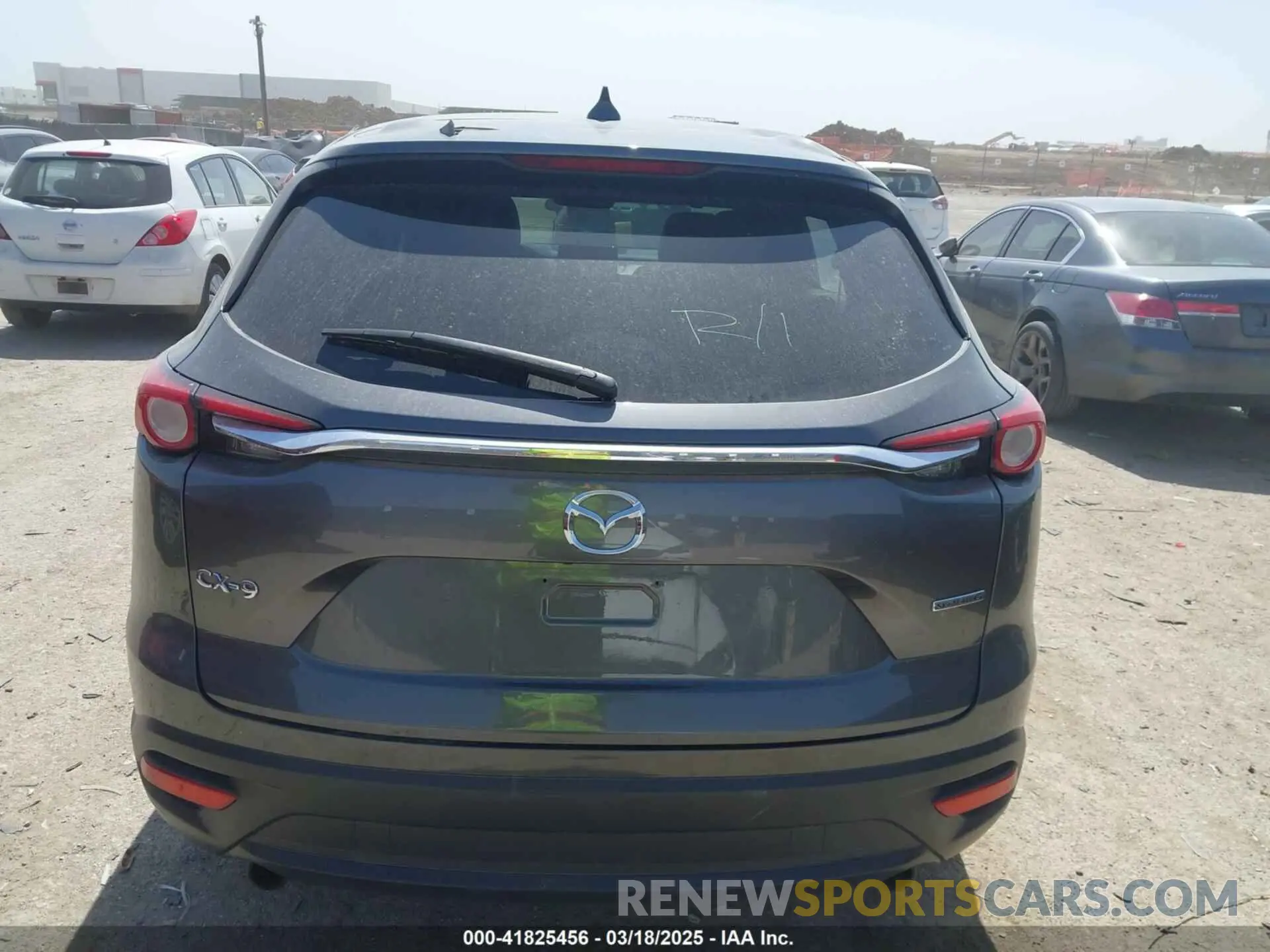 16 Photograph of a damaged car JM3TCACY2M0502016 MAZDA CX-9 2021