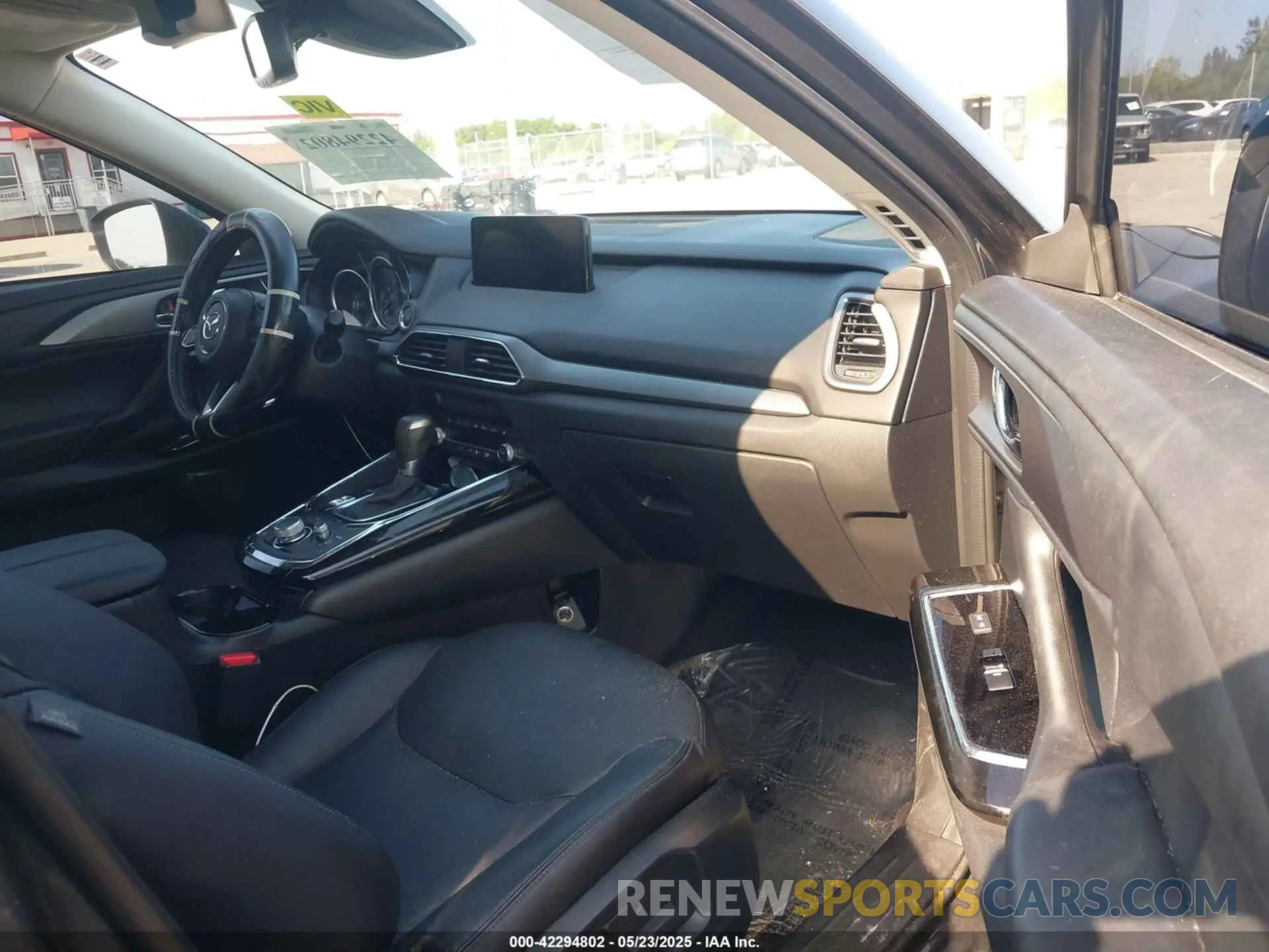 5 Photograph of a damaged car JM3TCACYXM0511613 MAZDA CX-9 2021