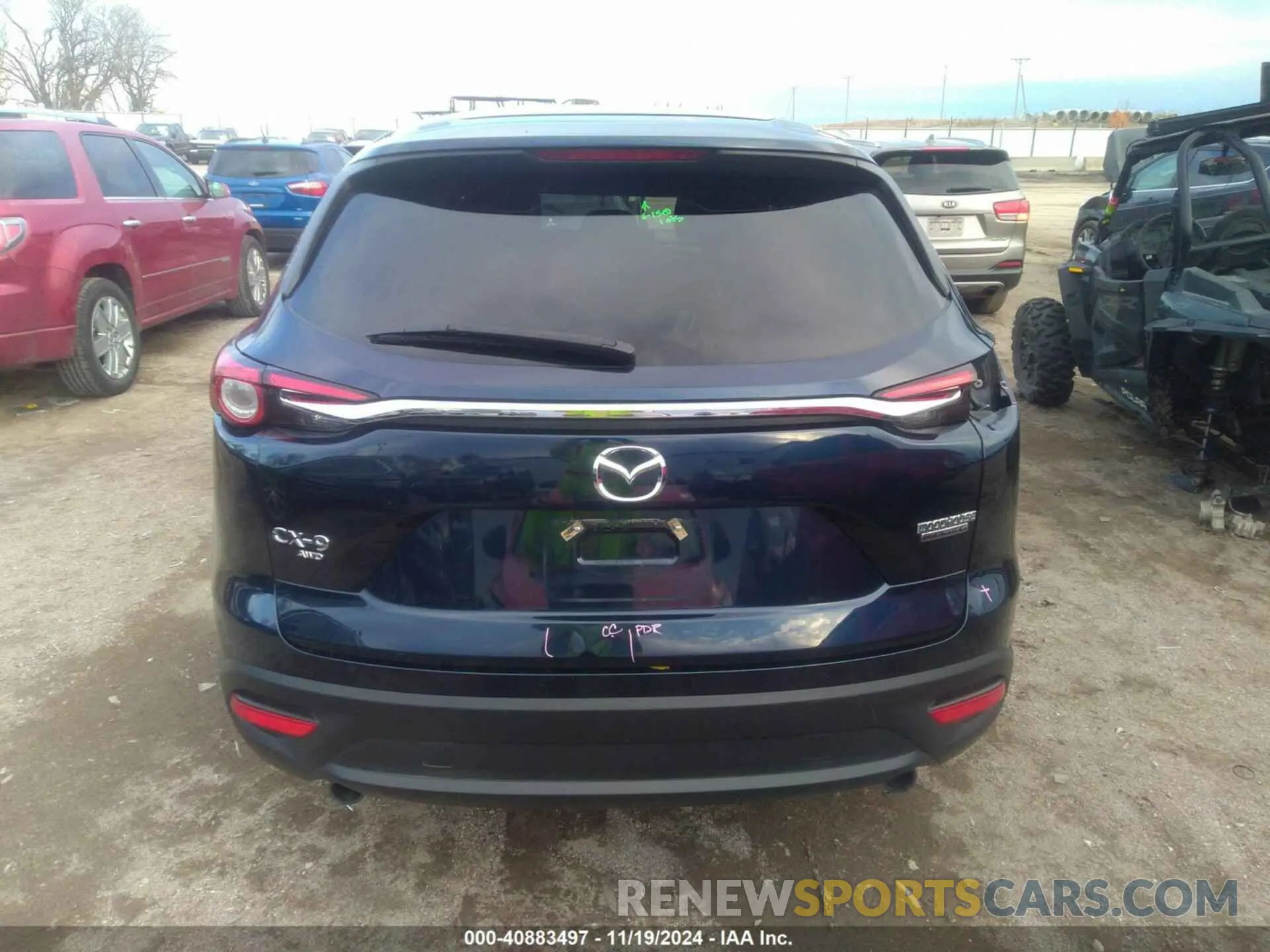 17 Photograph of a damaged car JM3TCBBY4M0519407 MAZDA CX-9 2021