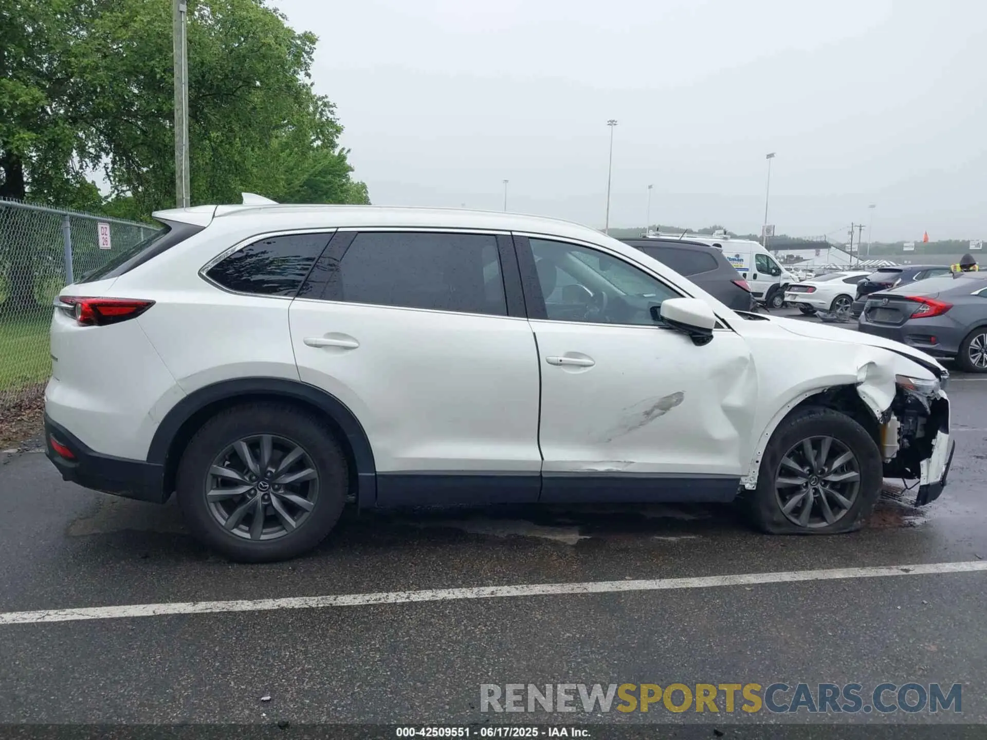13 Photograph of a damaged car JM3TCBCY0M0508807 MAZDA CX-9 2021