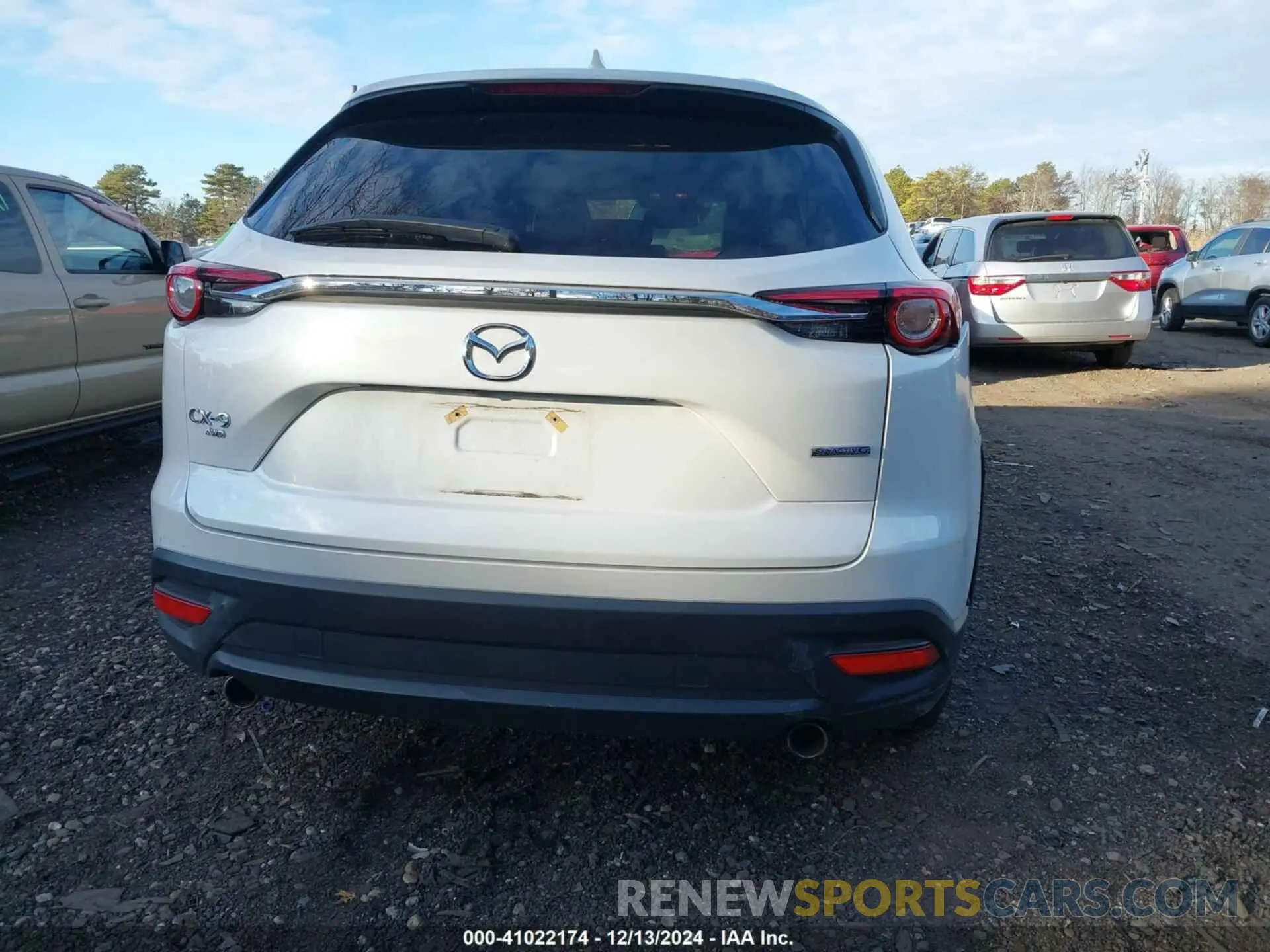 16 Photograph of a damaged car JM3TCBCY2M0525351 MAZDA CX-9 2021