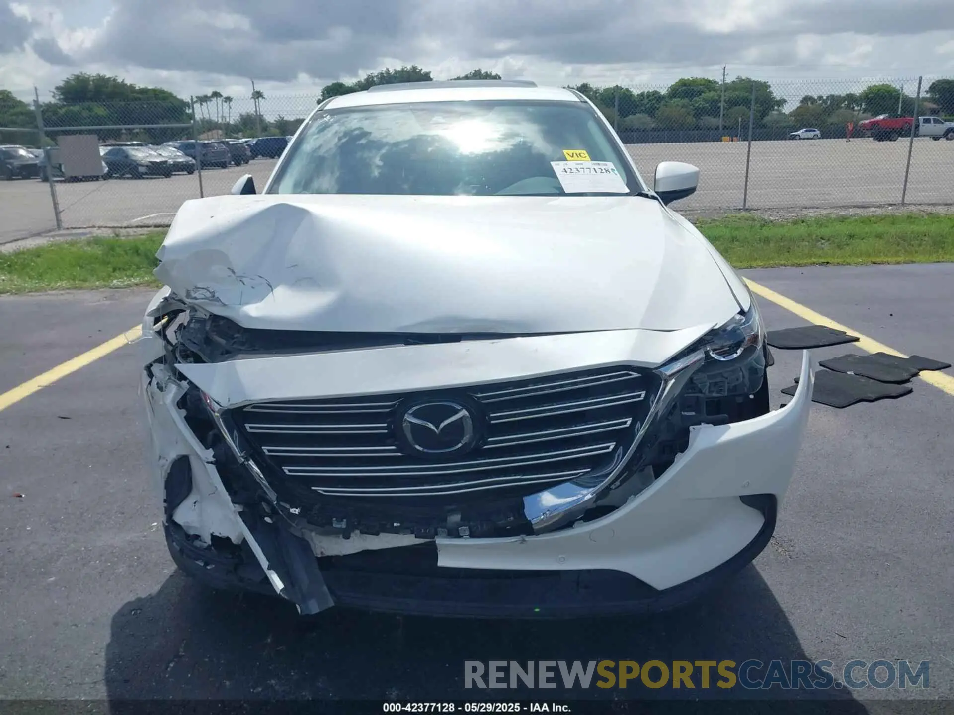 12 Photograph of a damaged car JM3TCBCY7M0538287 MAZDA CX-9 2021