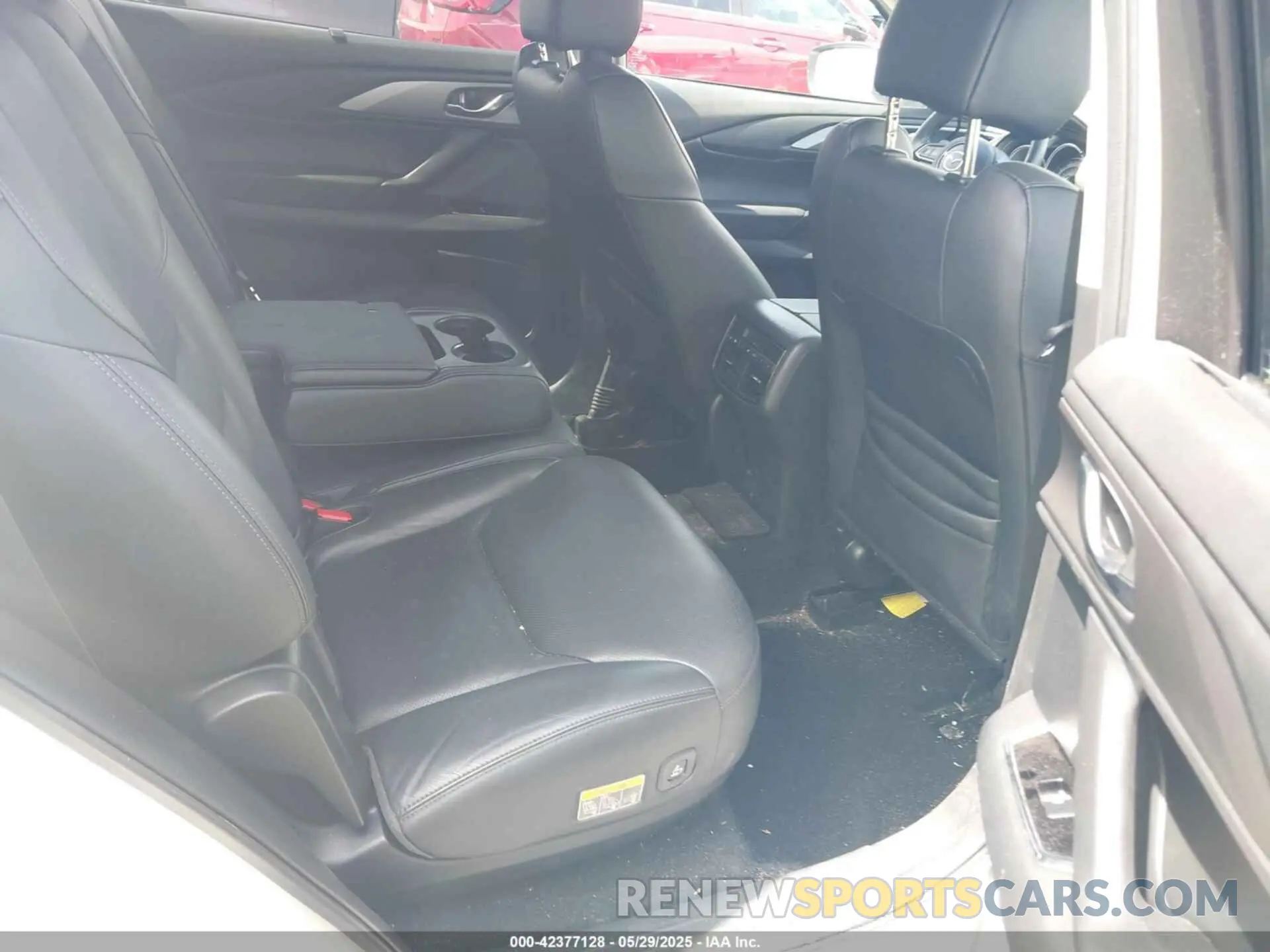 8 Photograph of a damaged car JM3TCBCY7M0538287 MAZDA CX-9 2021