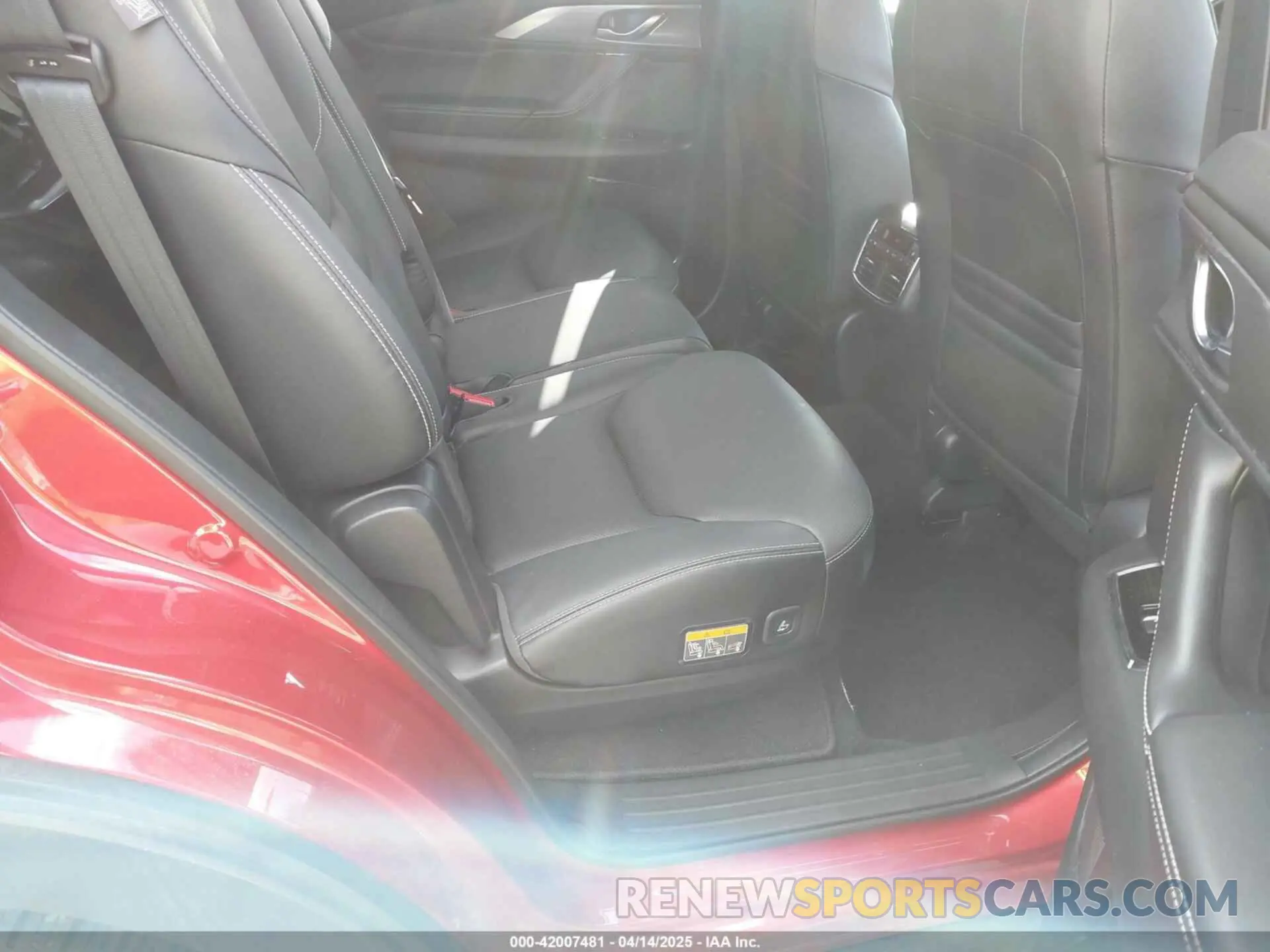 8 Photograph of a damaged car JM3TCBDY0M0516890 MAZDA CX-9 2021