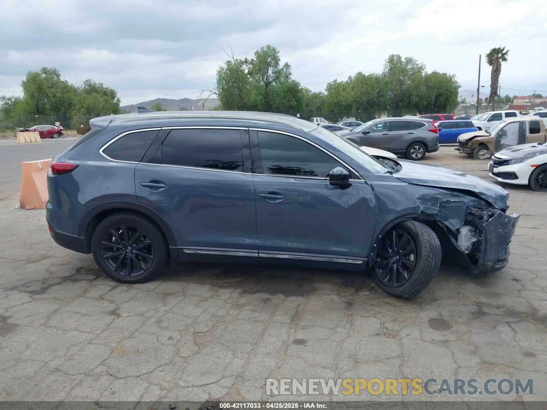 13 Photograph of a damaged car JM3TCBDY0M0538954 MAZDA CX-9 2021