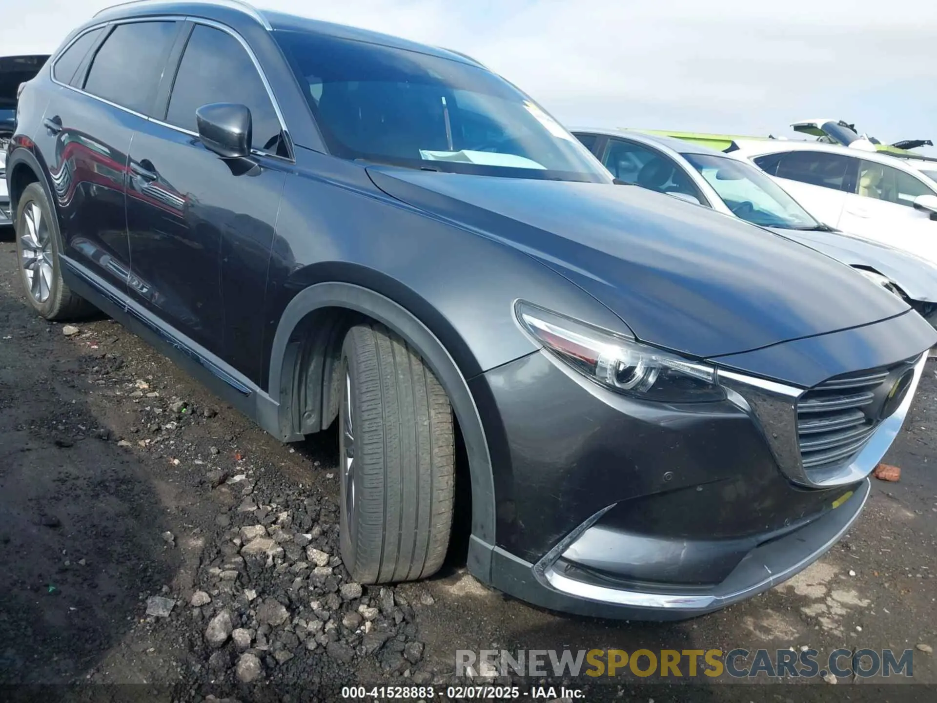 19 Photograph of a damaged car JM3TCBDY2M0530967 MAZDA CX-9 2021