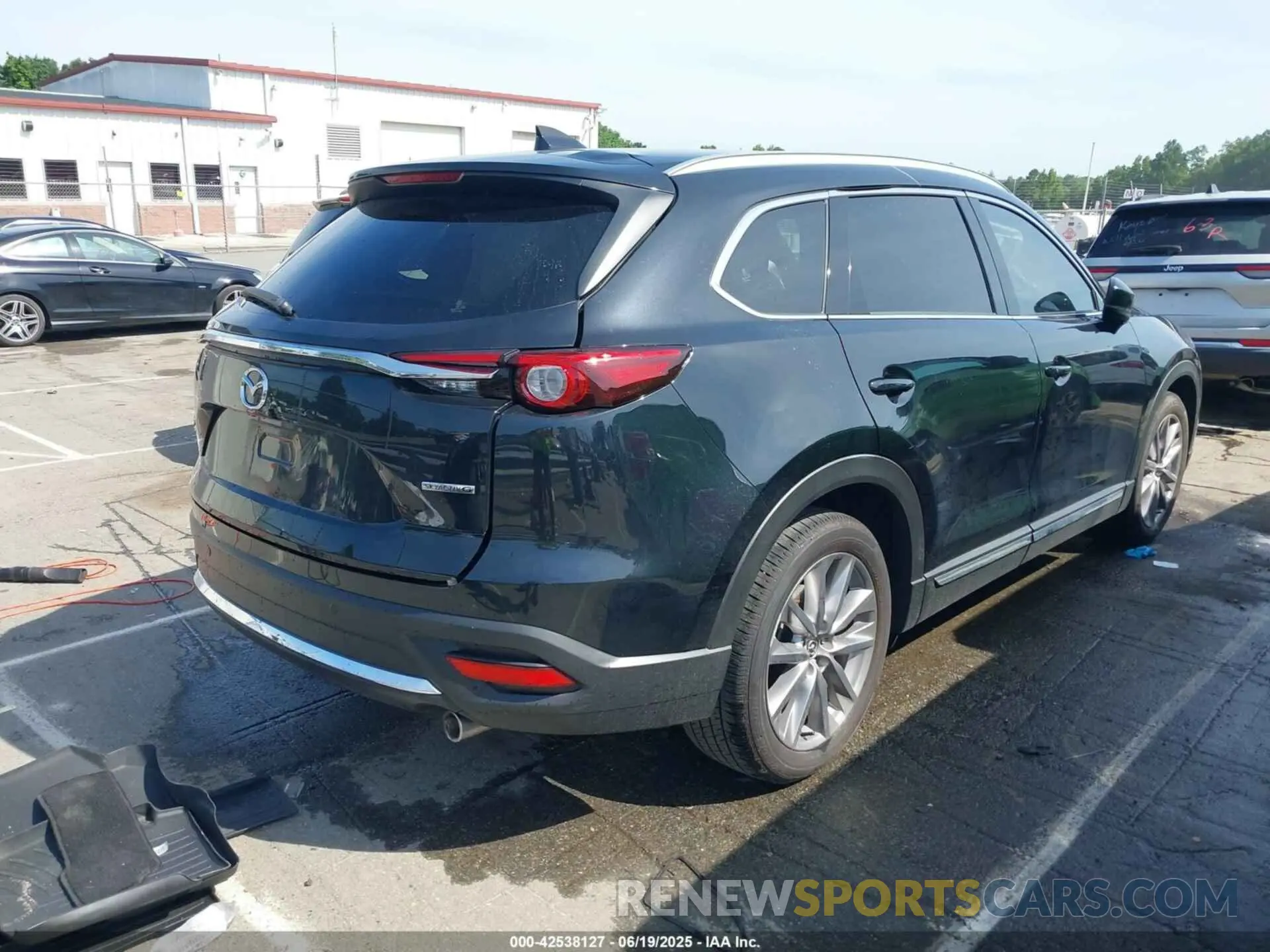 4 Photograph of a damaged car JM3TCBDY3M0524241 MAZDA CX-9 2021