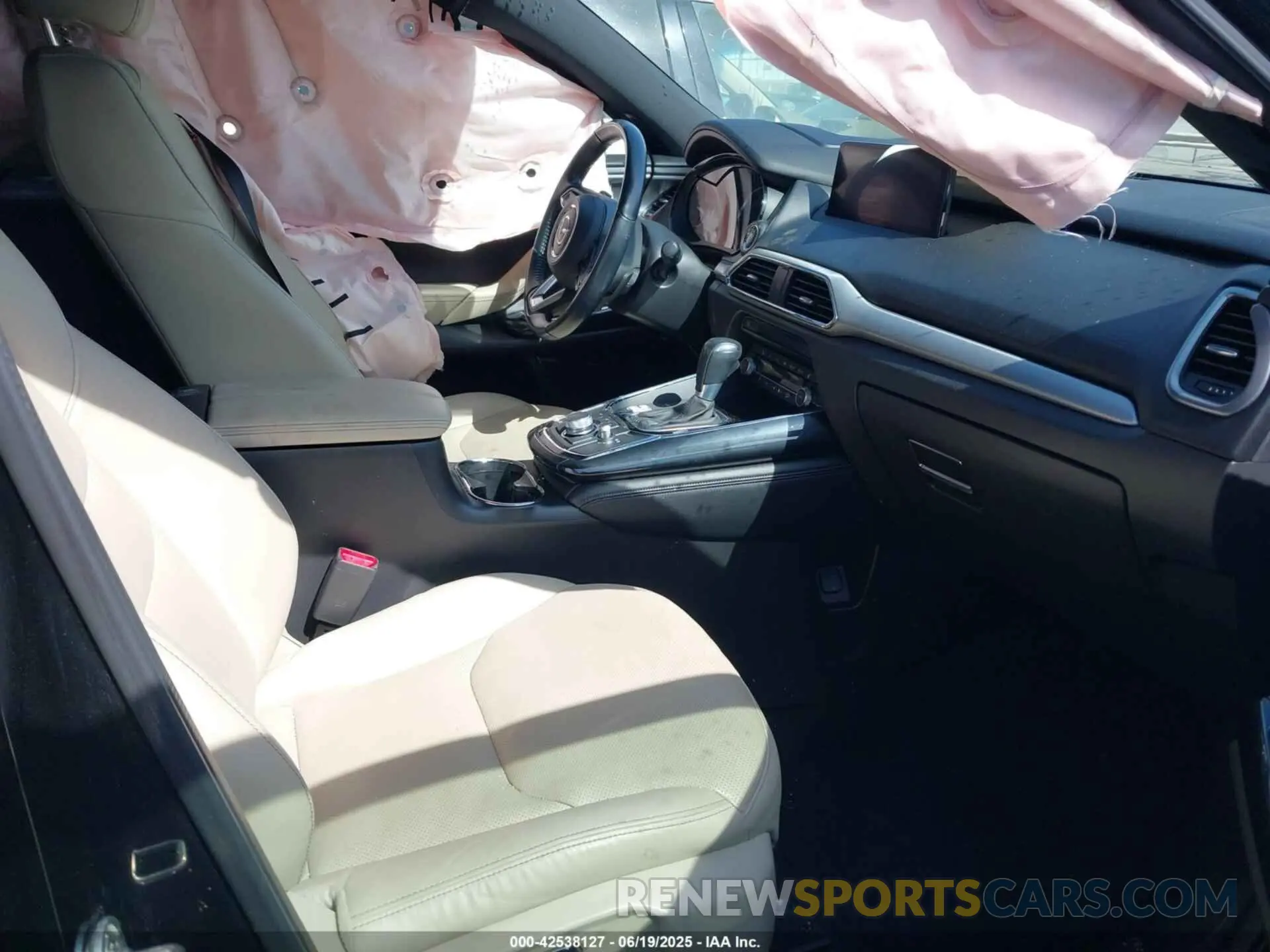 5 Photograph of a damaged car JM3TCBDY3M0524241 MAZDA CX-9 2021