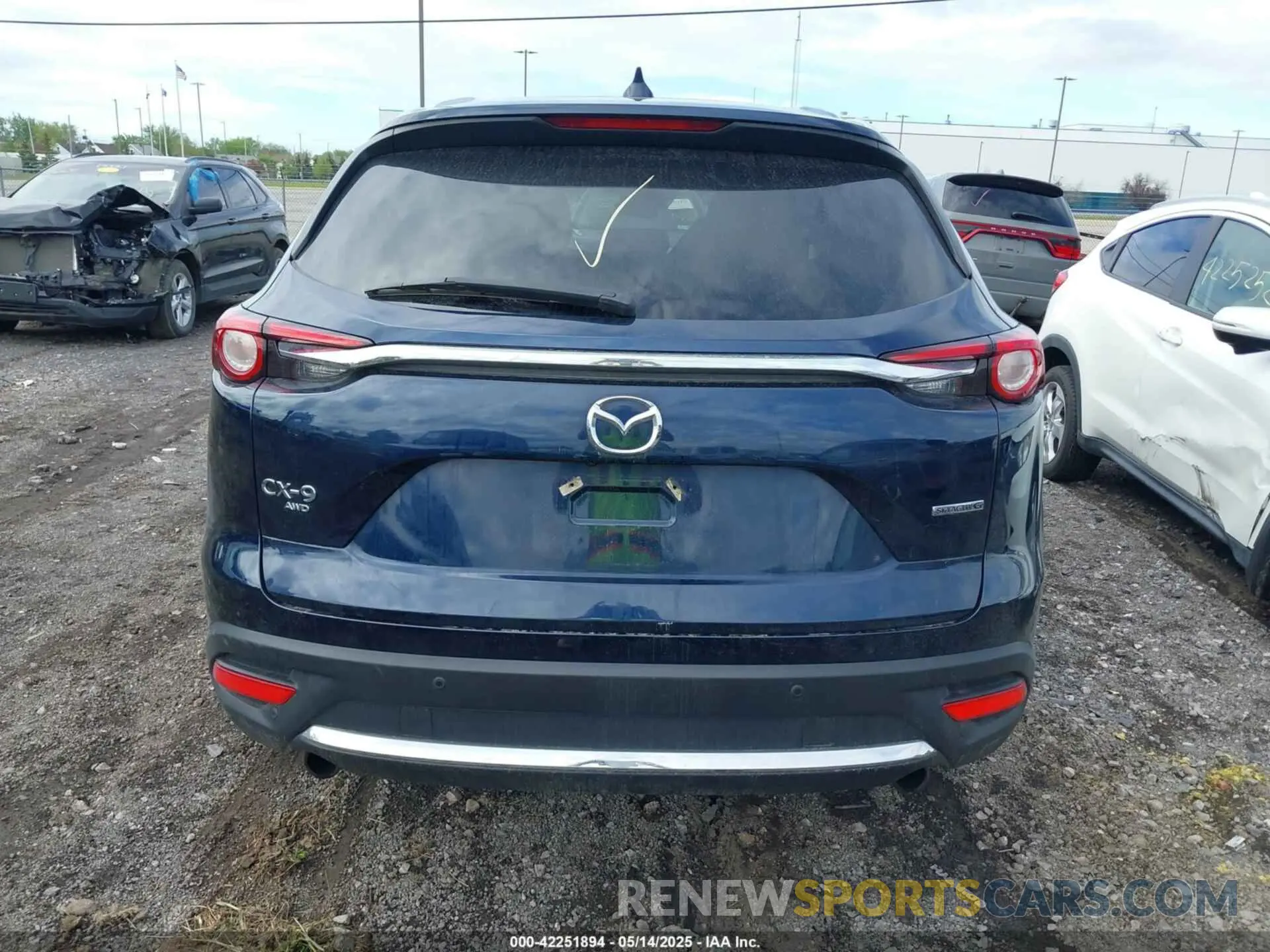 16 Photograph of a damaged car JM3TCBDY3M0537975 MAZDA CX-9 2021
