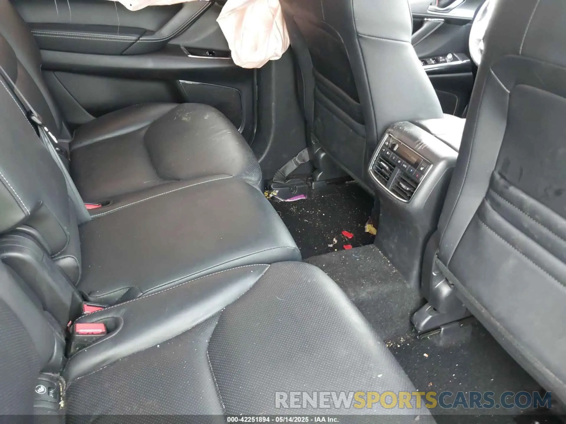 8 Photograph of a damaged car JM3TCBDY3M0537975 MAZDA CX-9 2021