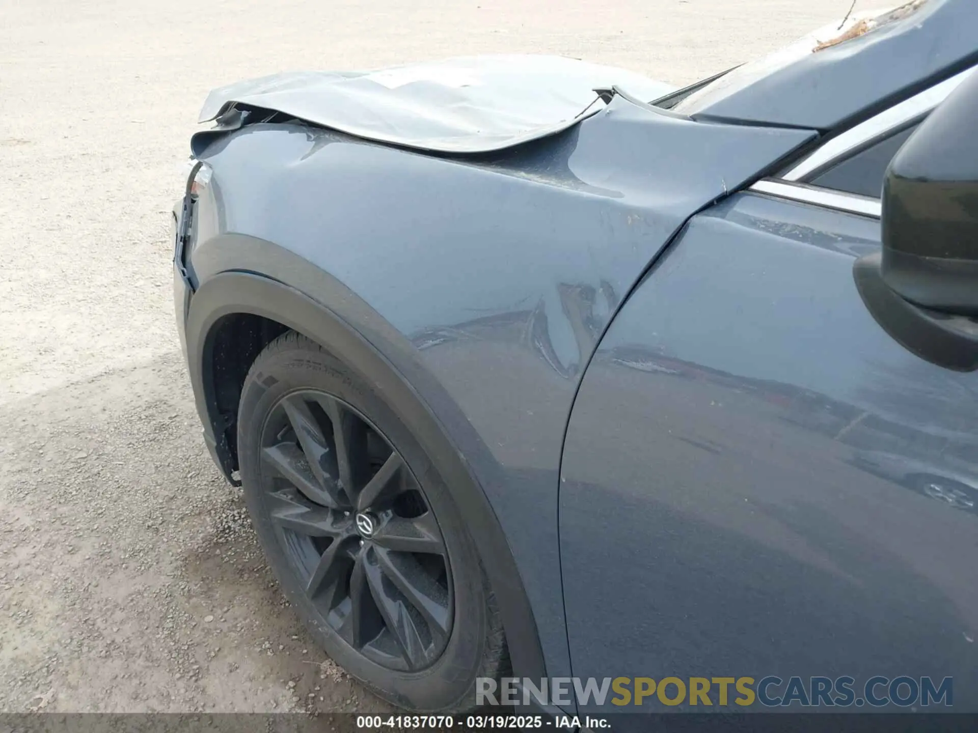 21 Photograph of a damaged car JM3TCBDY4M0538083 MAZDA CX-9 2021