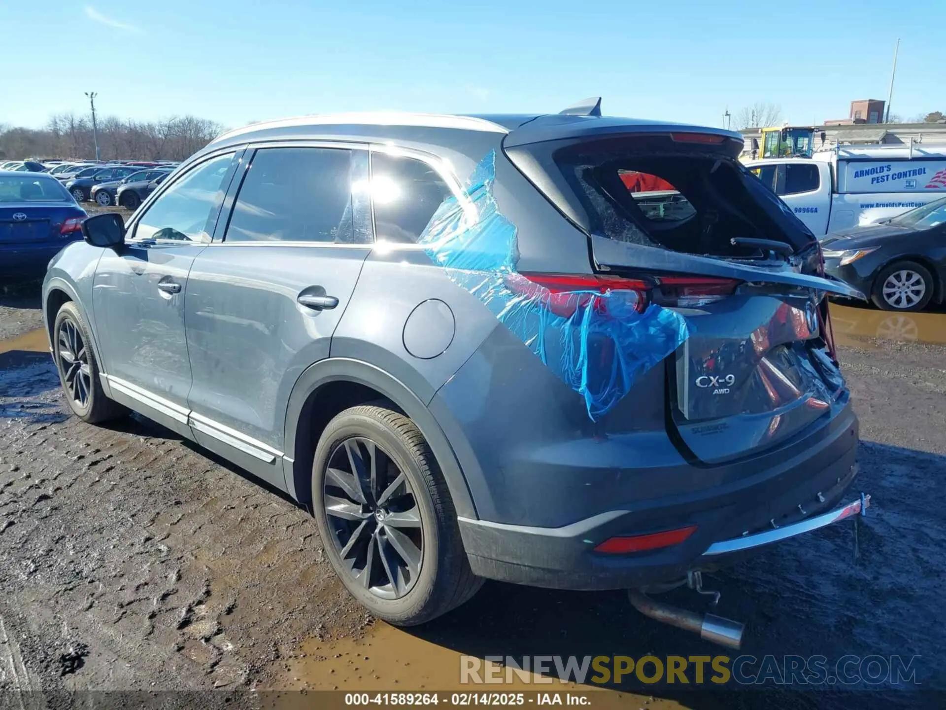 18 Photograph of a damaged car JM3TCBDY5M0506632 MAZDA CX-9 2021