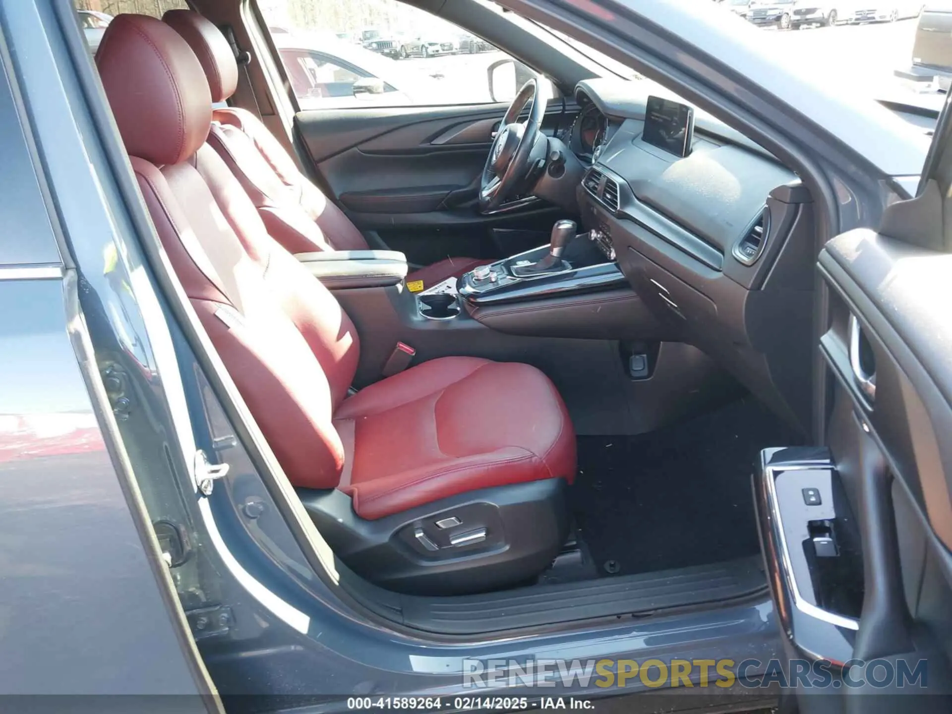 5 Photograph of a damaged car JM3TCBDY5M0506632 MAZDA CX-9 2021