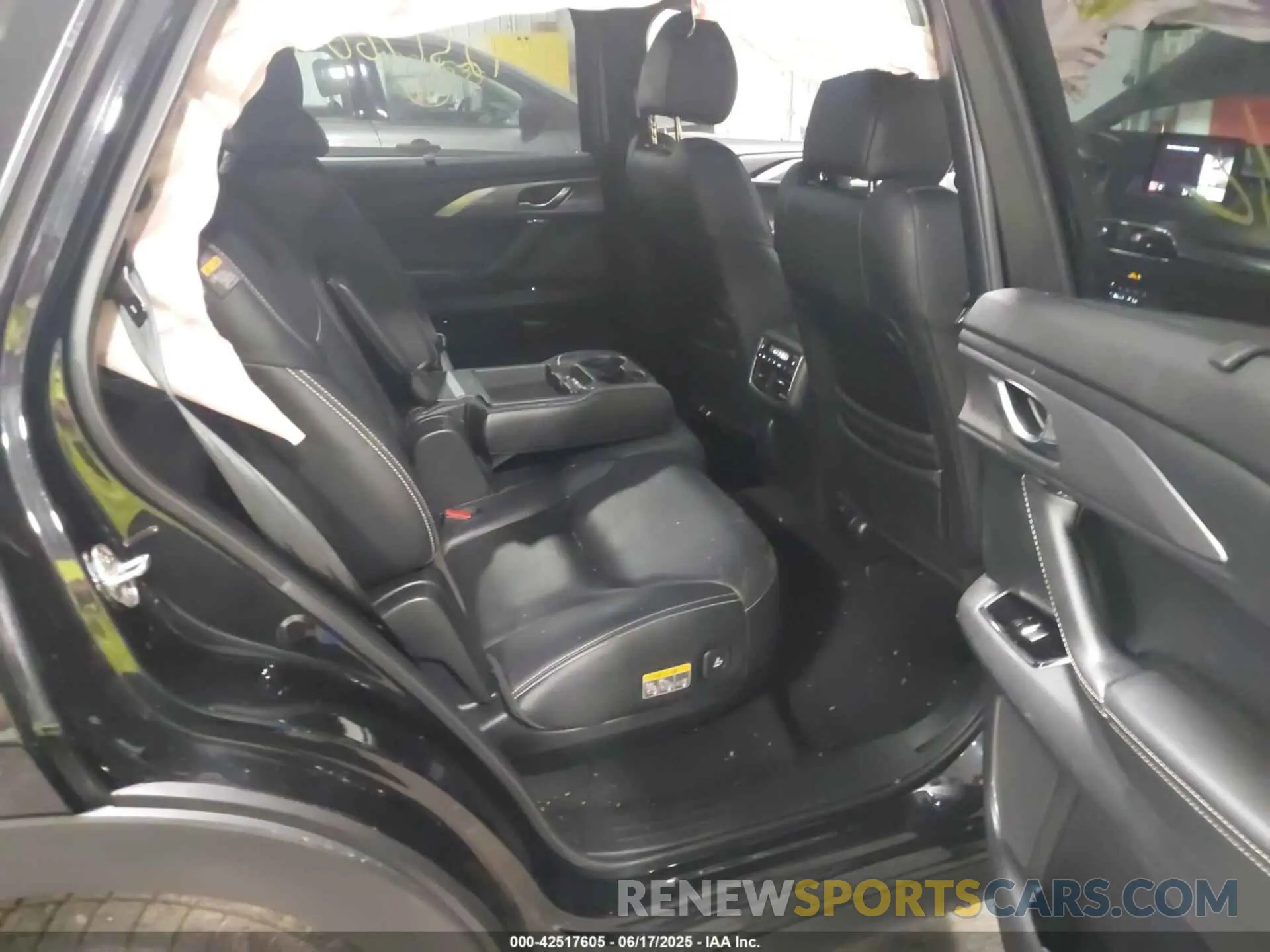 8 Photograph of a damaged car JM3TCBDY6M0454122 MAZDA CX-9 2021