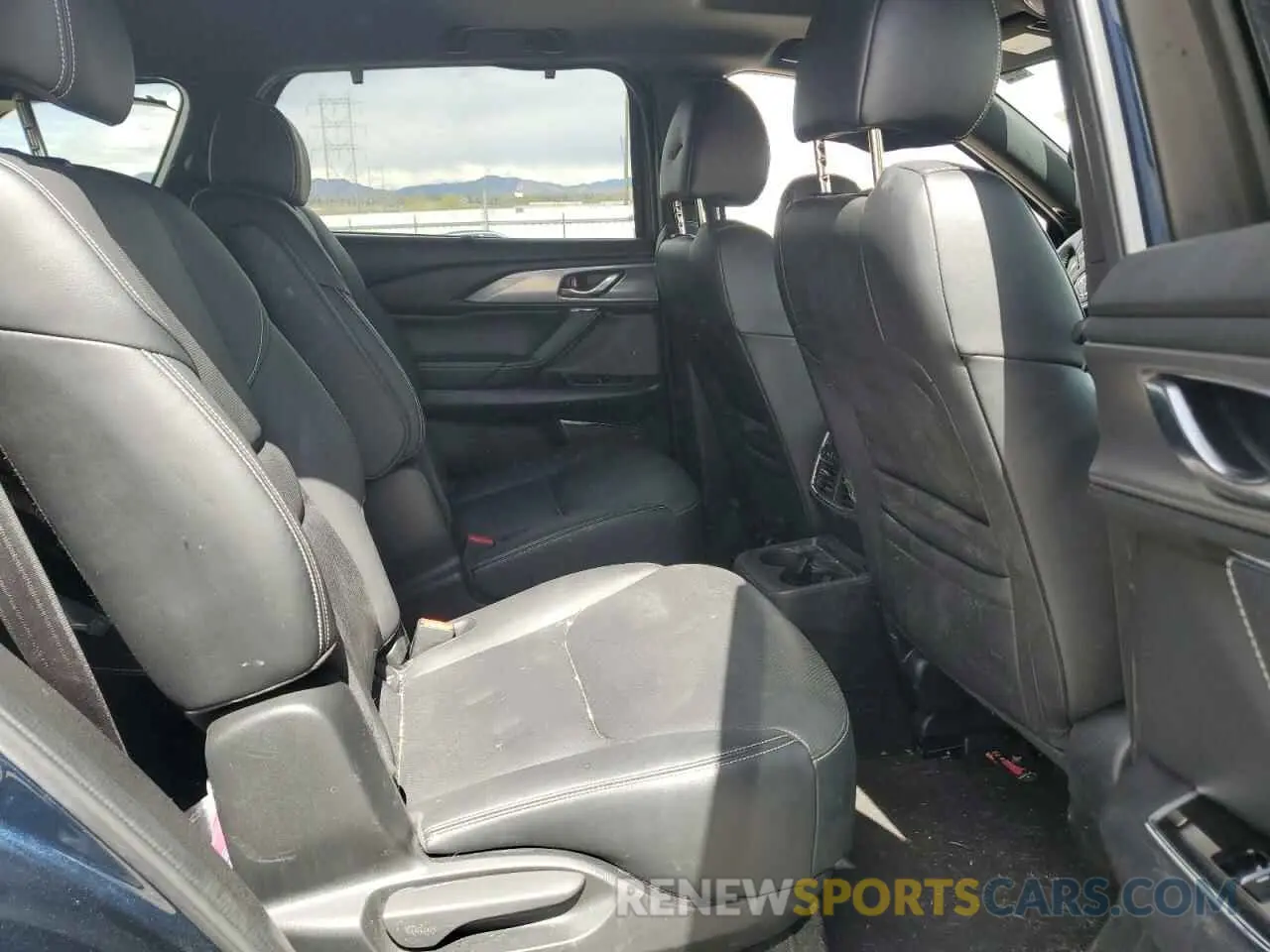 11 Photograph of a damaged car JM3TCBDY6M0512276 MAZDA CX-9 2021