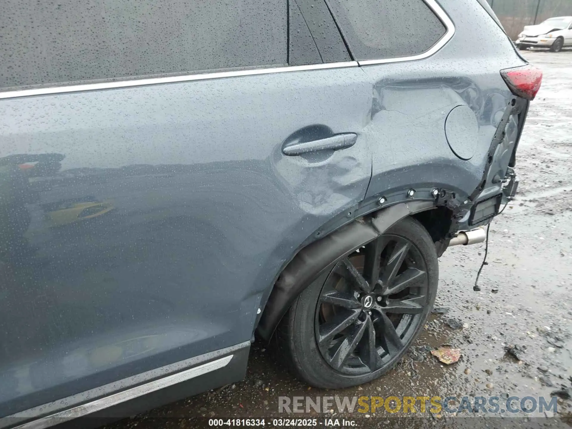 19 Photograph of a damaged car JM3TCBDY7M0508429 MAZDA CX-9 2021