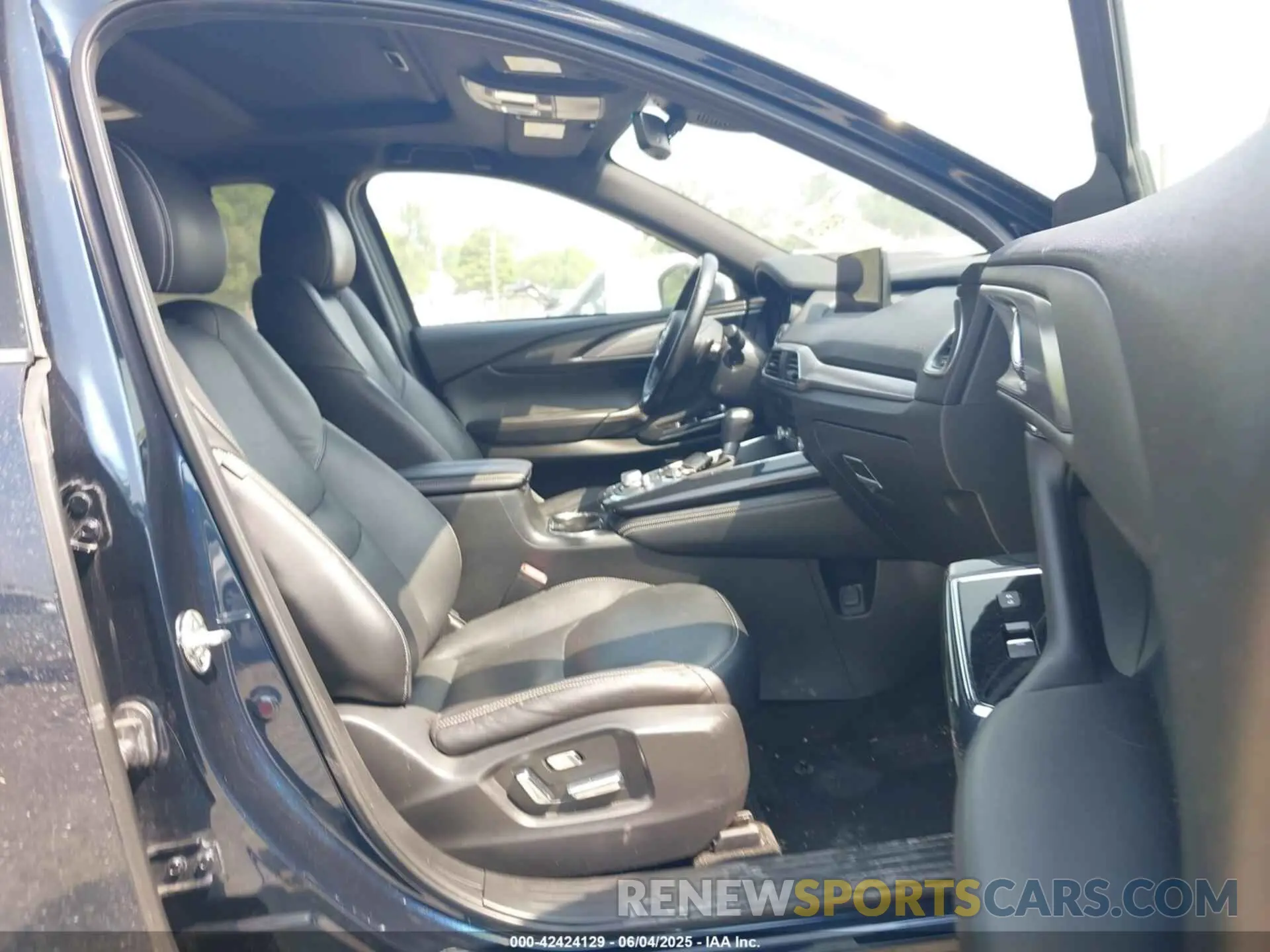 5 Photograph of a damaged car JM3TCBDY7M0536005 MAZDA CX-9 2021