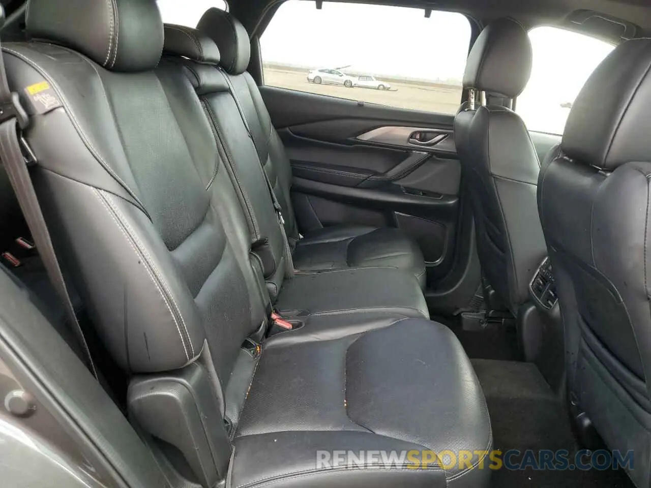 11 Photograph of a damaged car JM3TCBDY7M0536781 MAZDA CX-9 2021