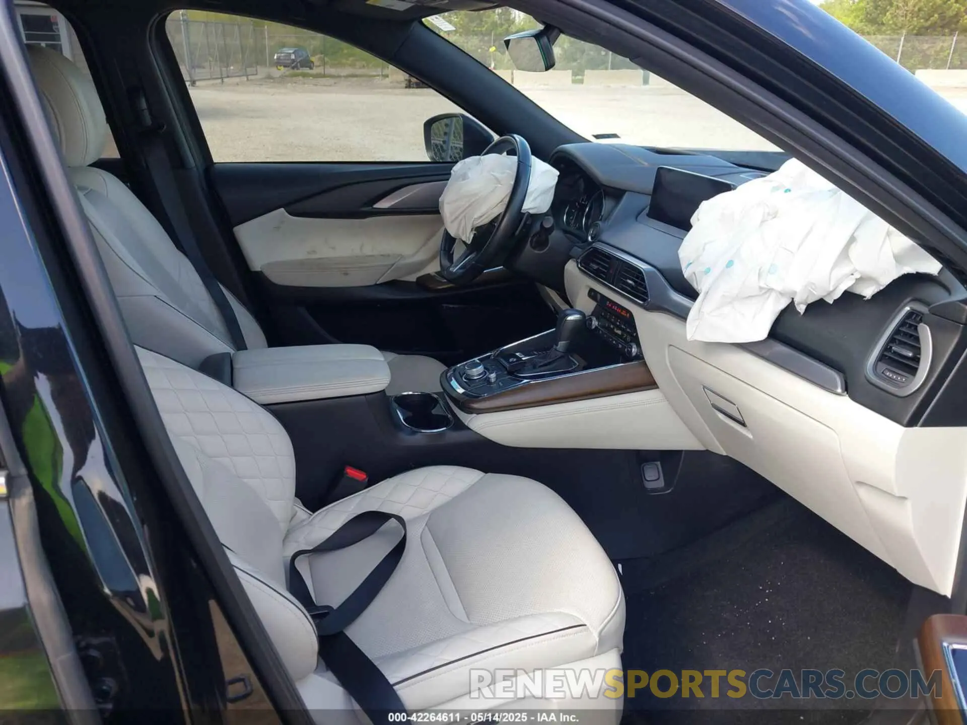 5 Photograph of a damaged car JM3TCBEY1M0539786 MAZDA CX-9 2021