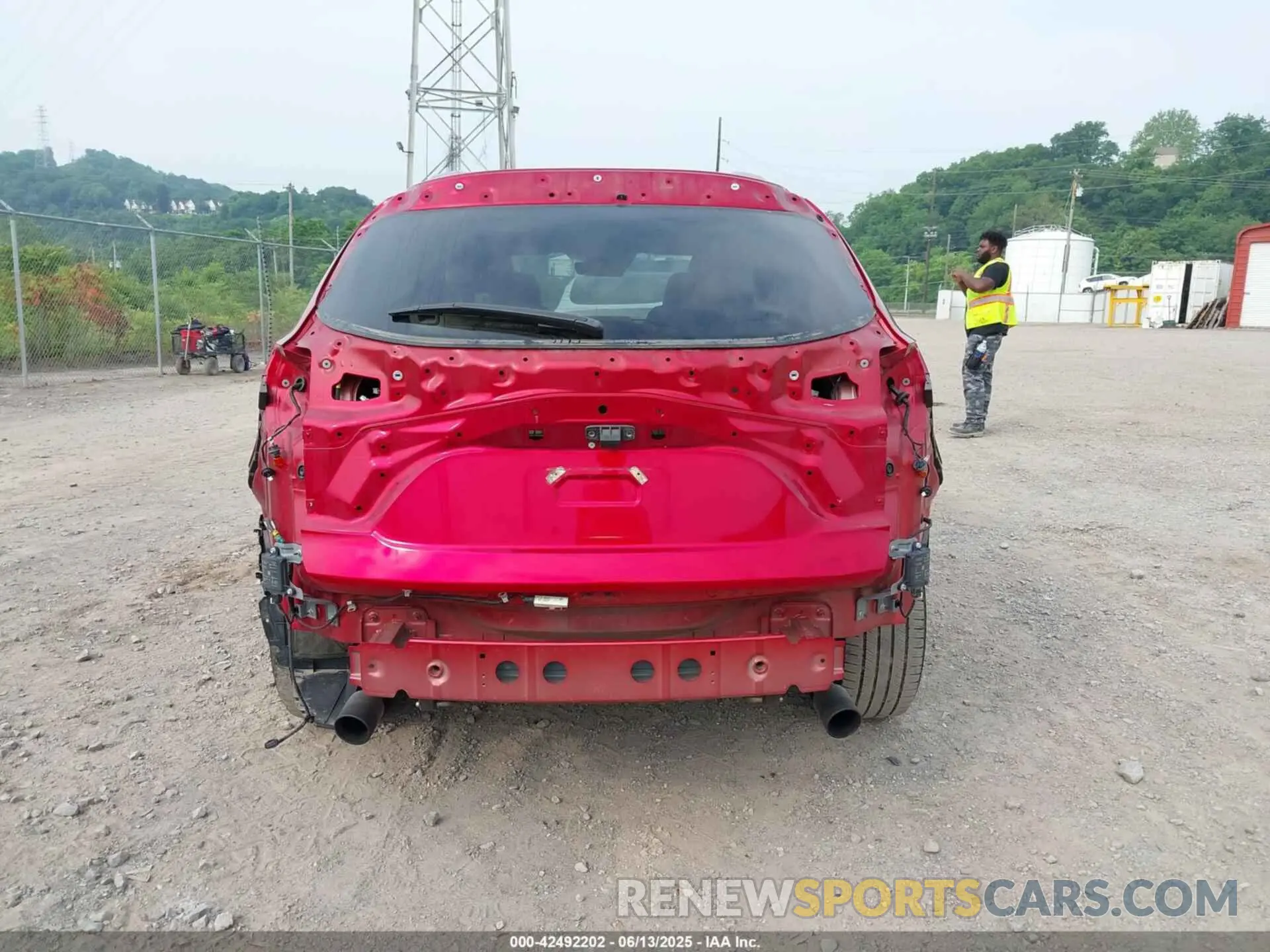 17 Photograph of a damaged car JM3TCBEY2M0509874 MAZDA CX-9 2021